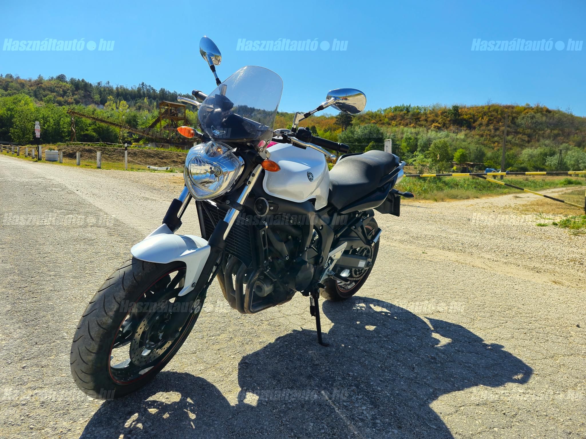 YAMAHA FZ6-N 2008 - 1