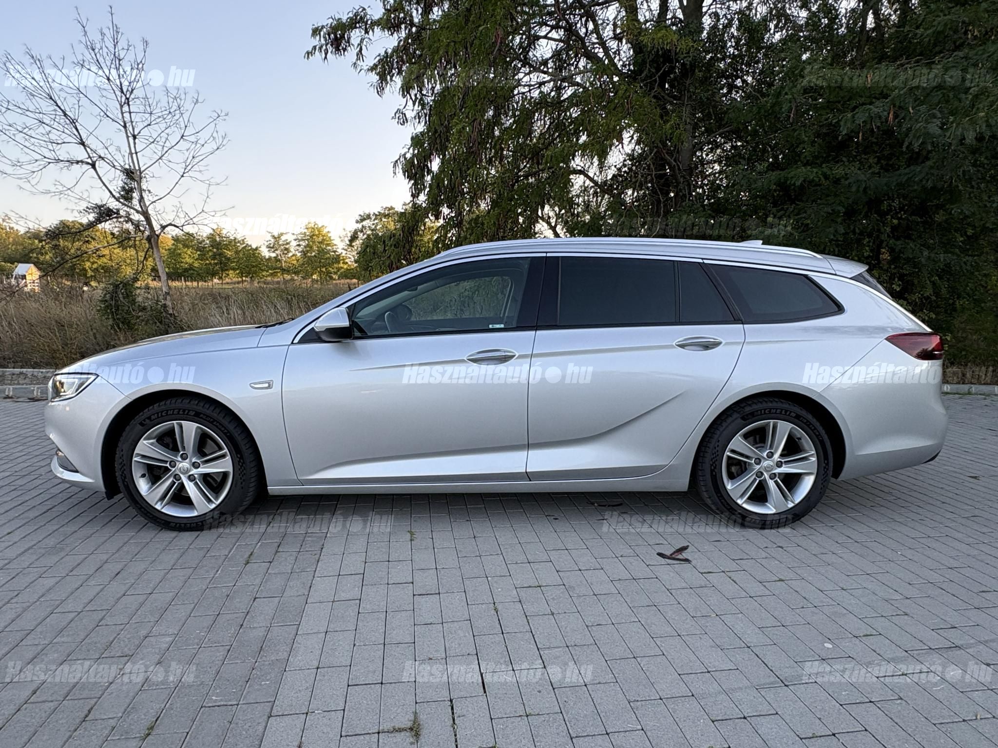 OPEL INSIGNIA 2018/6 - 1