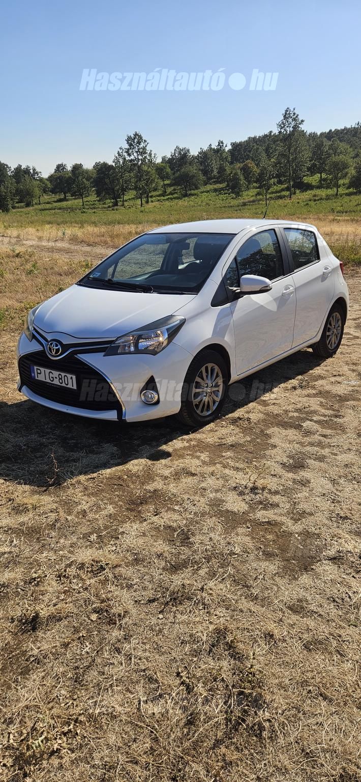 TOYOTA YARIS 2017/8 - 1