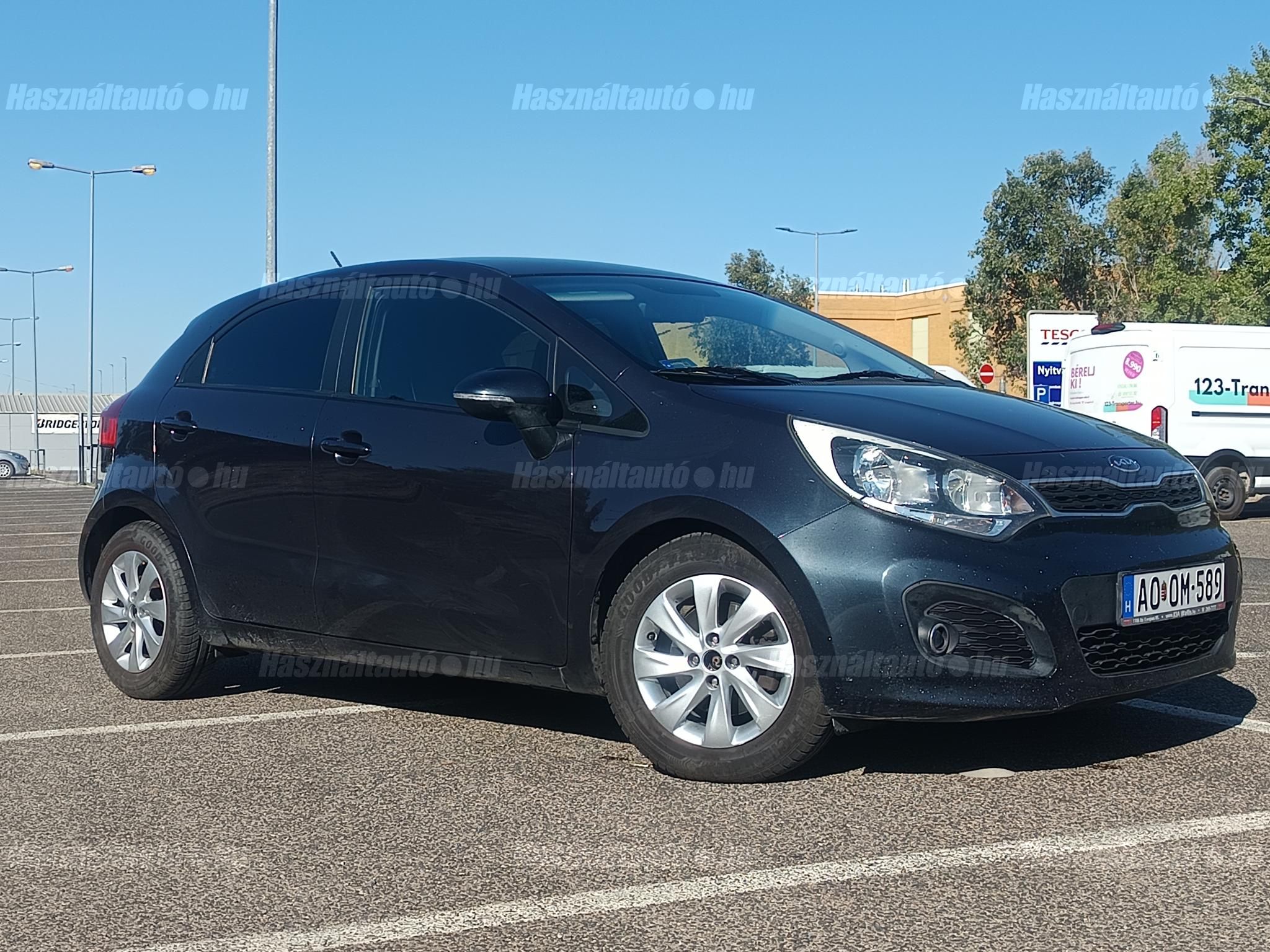 KIA RIO 2012/9 - 1