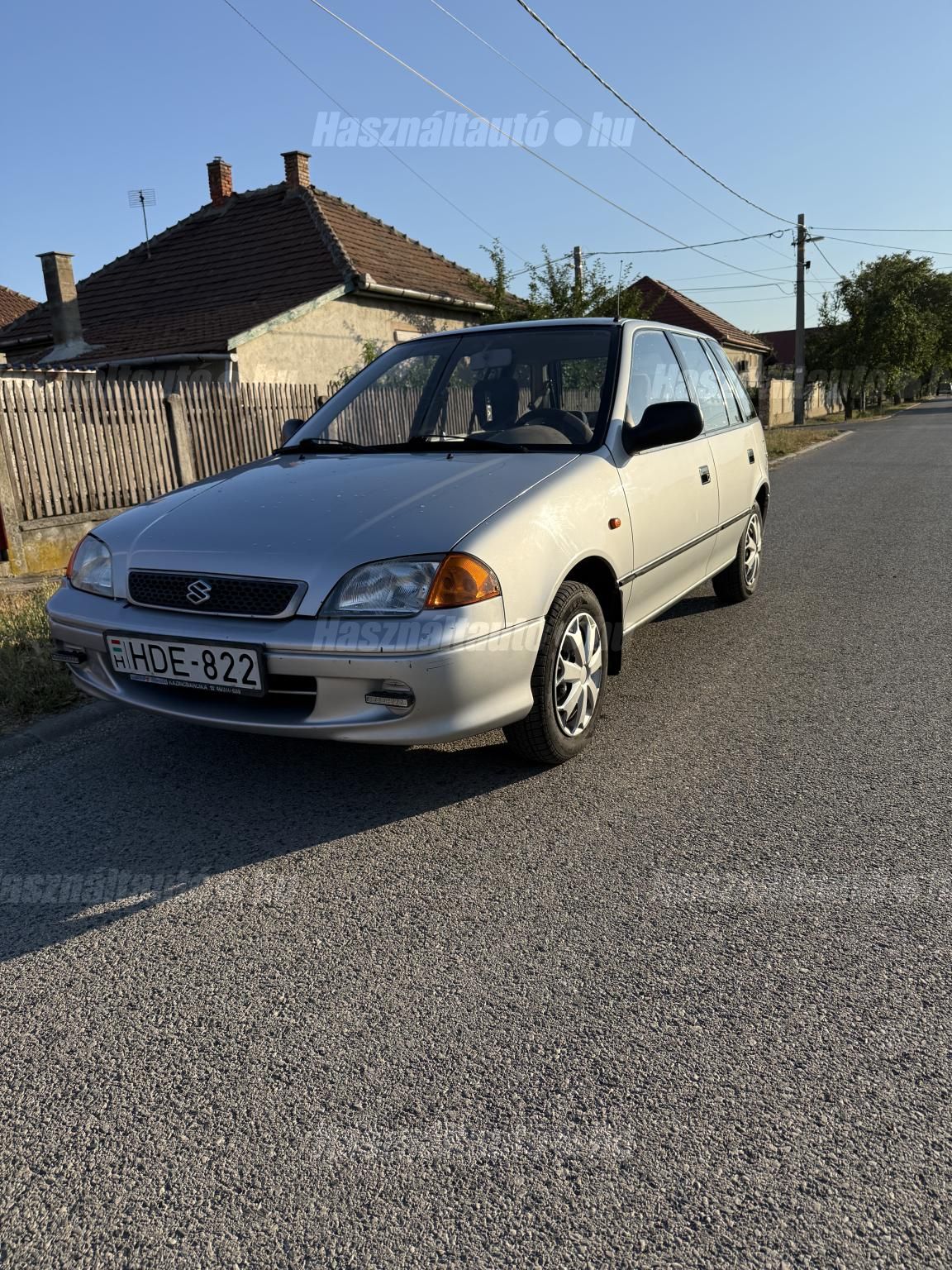 SUZUKI SWIFT 2000/7 - 1