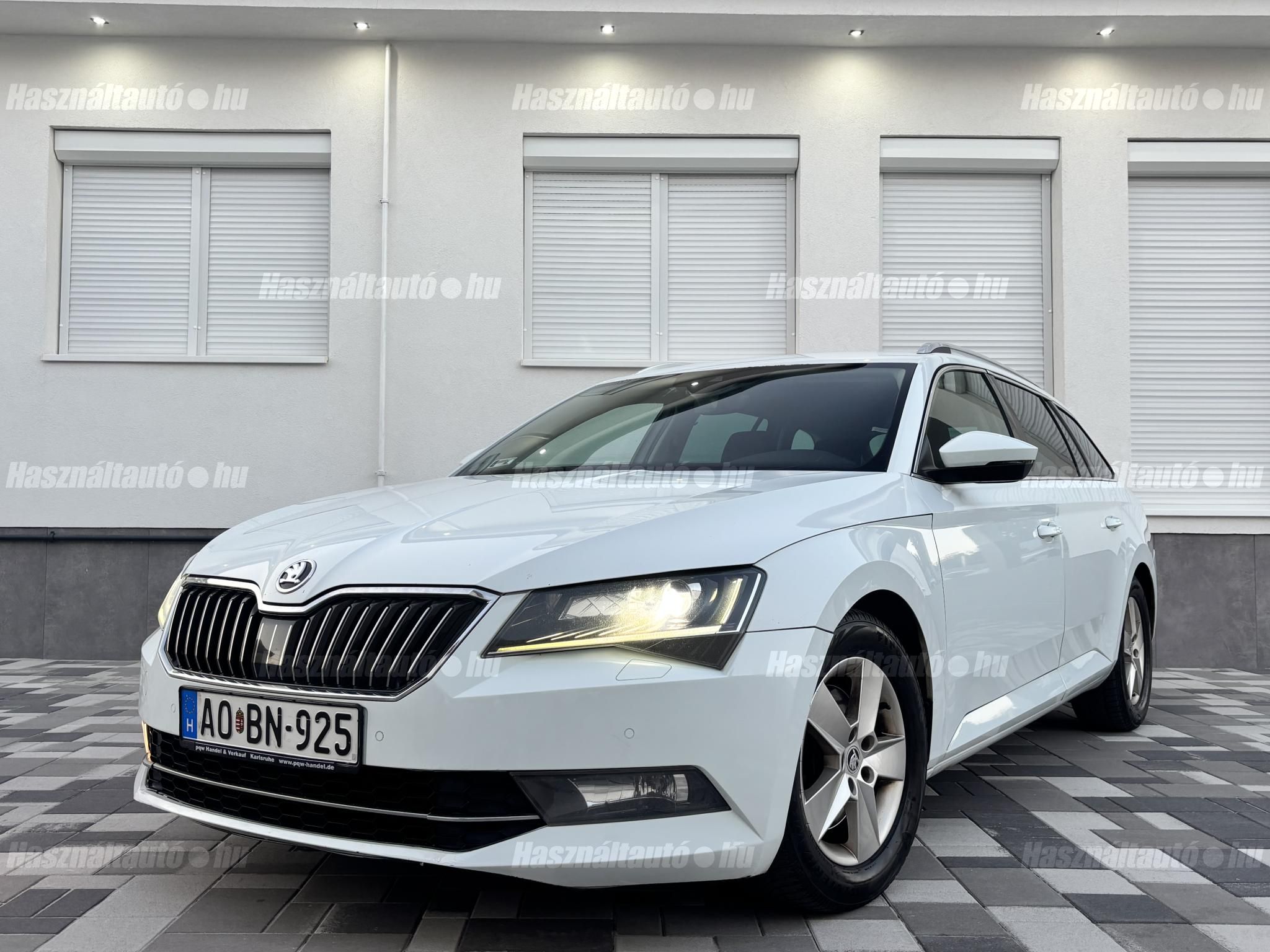 SKODA SUPERB 2017 - 1