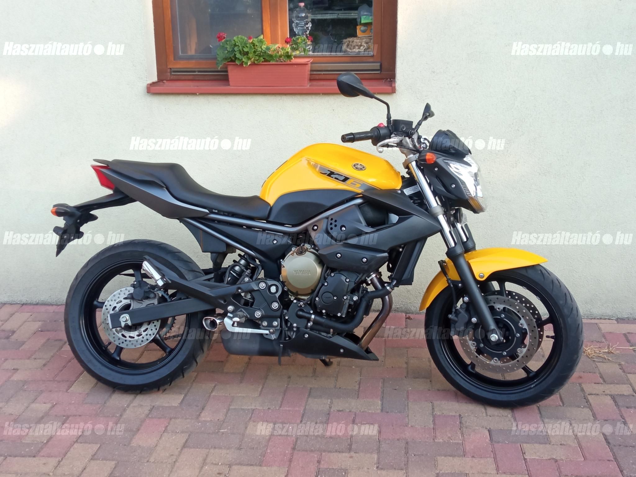 YAMAHA XJ 6 N 2010/5 - 1