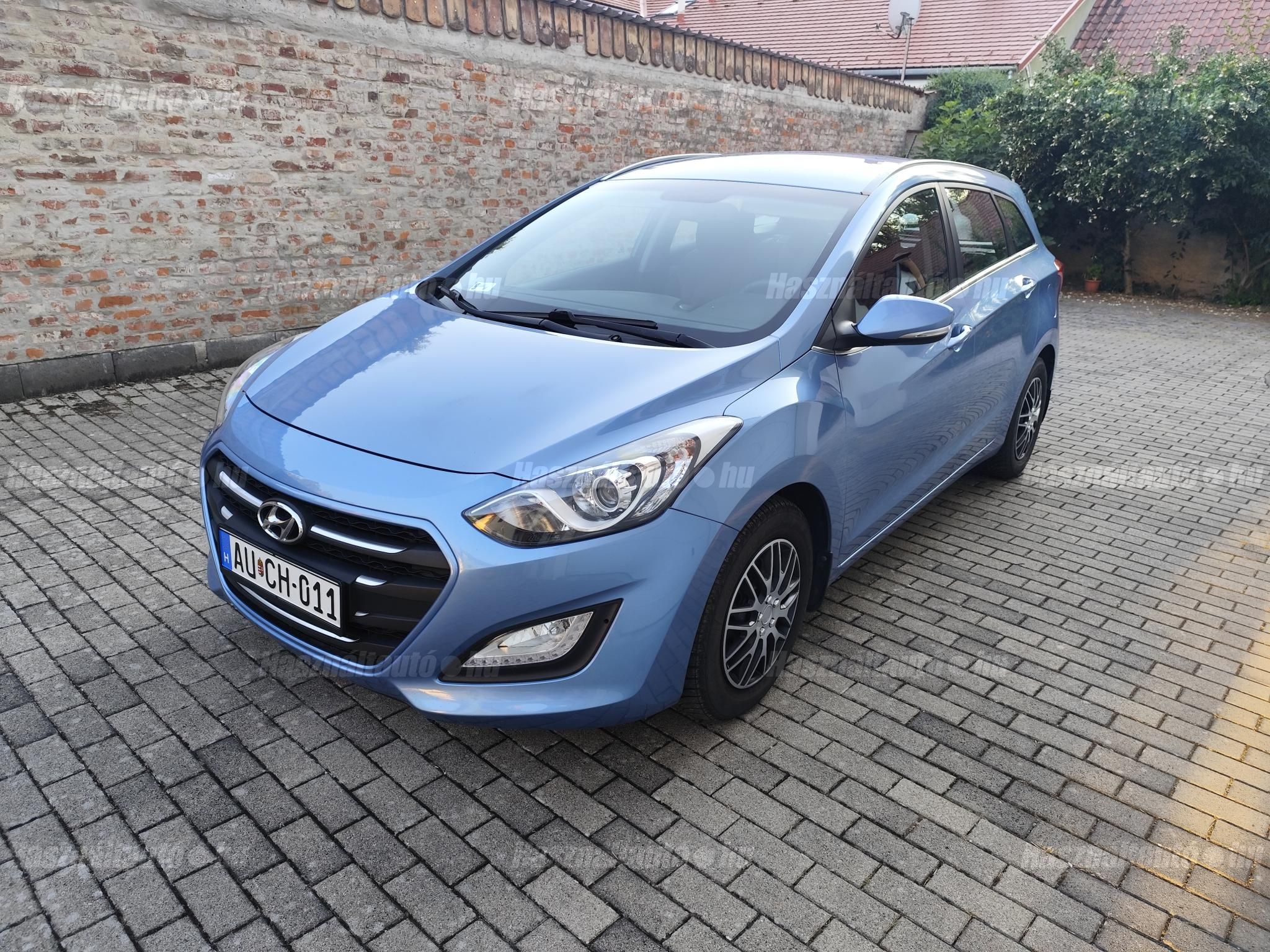 HYUNDAI I30 2015/4 - 1