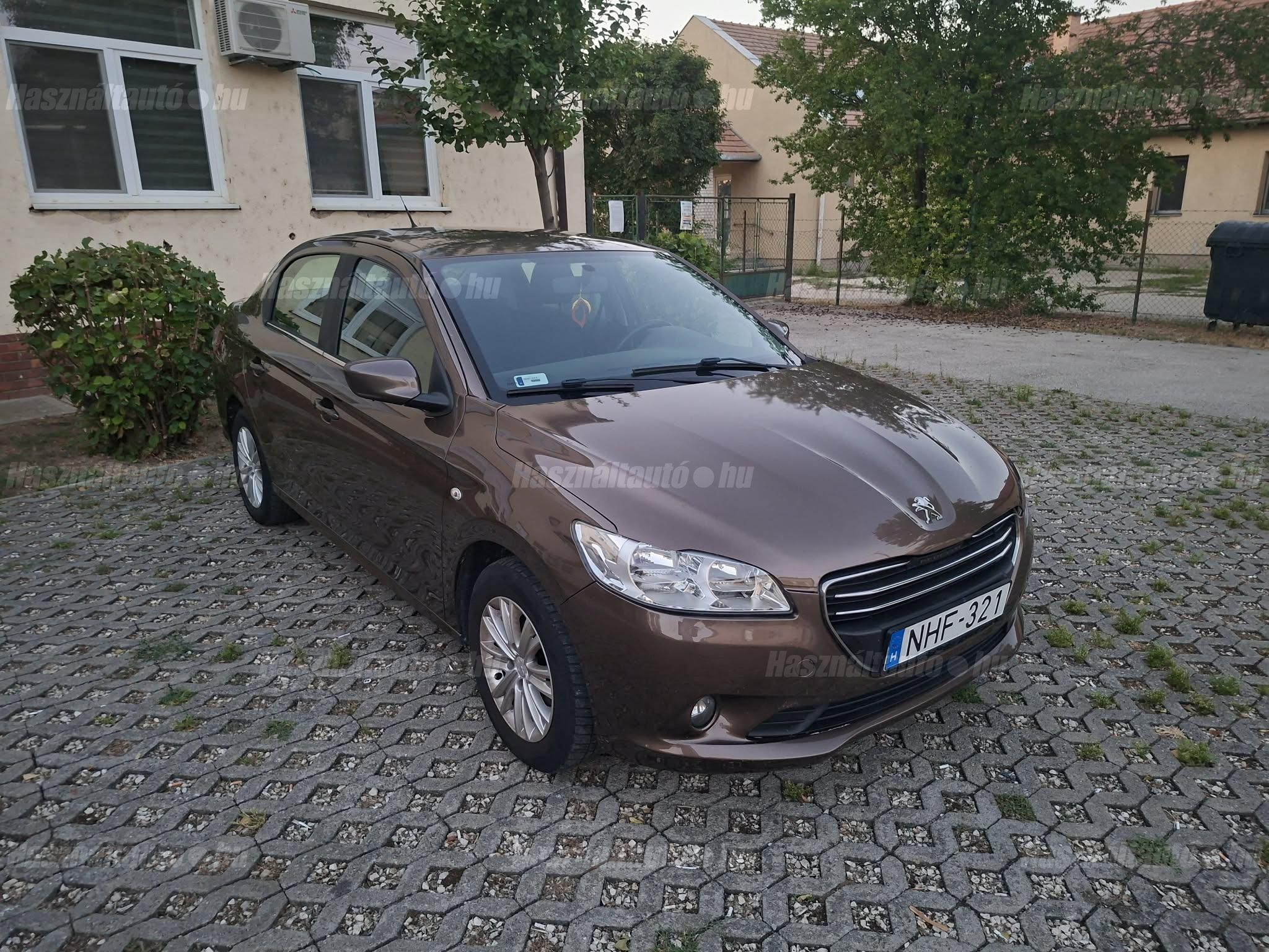 PEUGEOT 301 2015/6 - 1