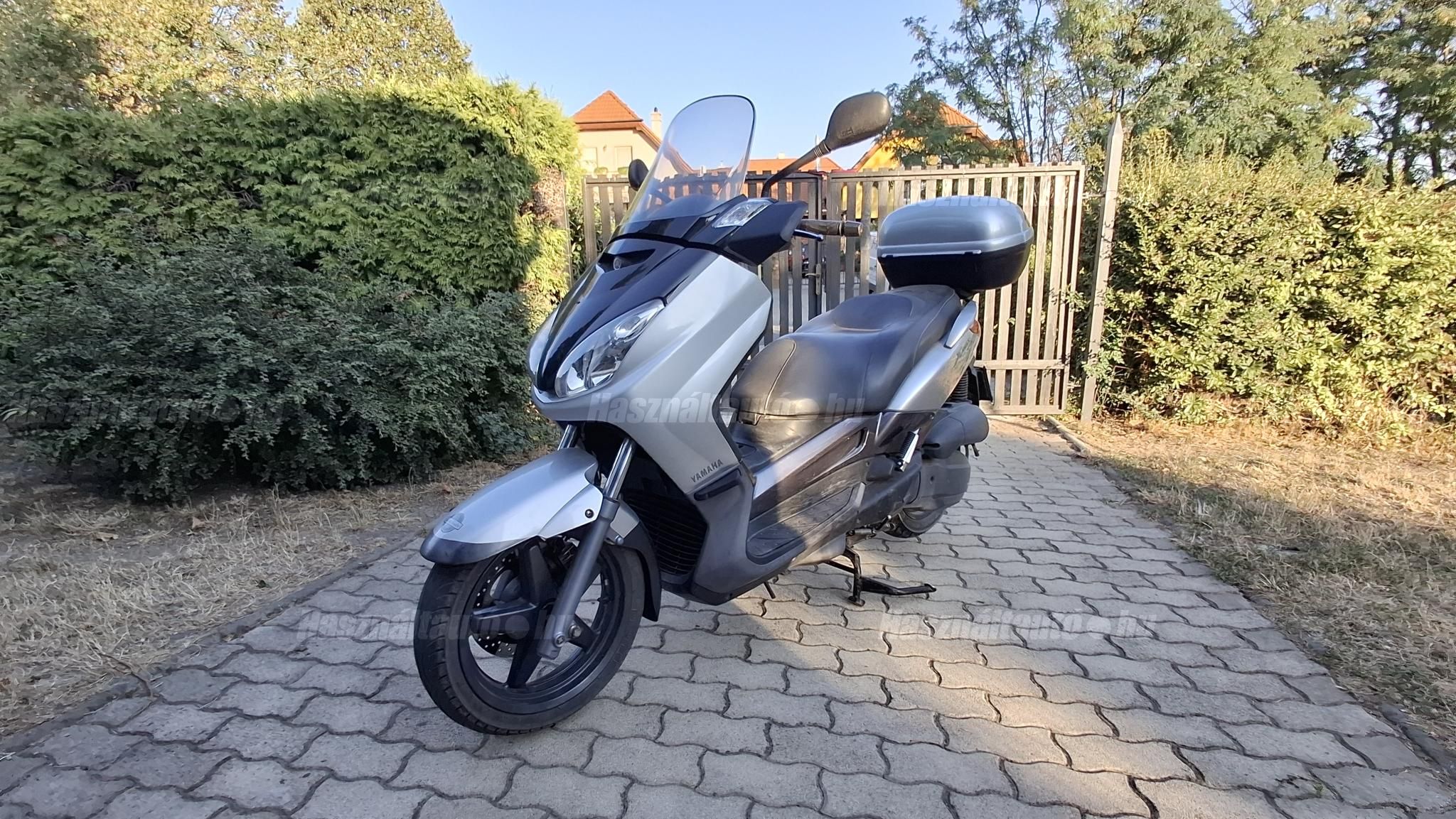 YAMAHA X-MAX 125 2007/8 - 1