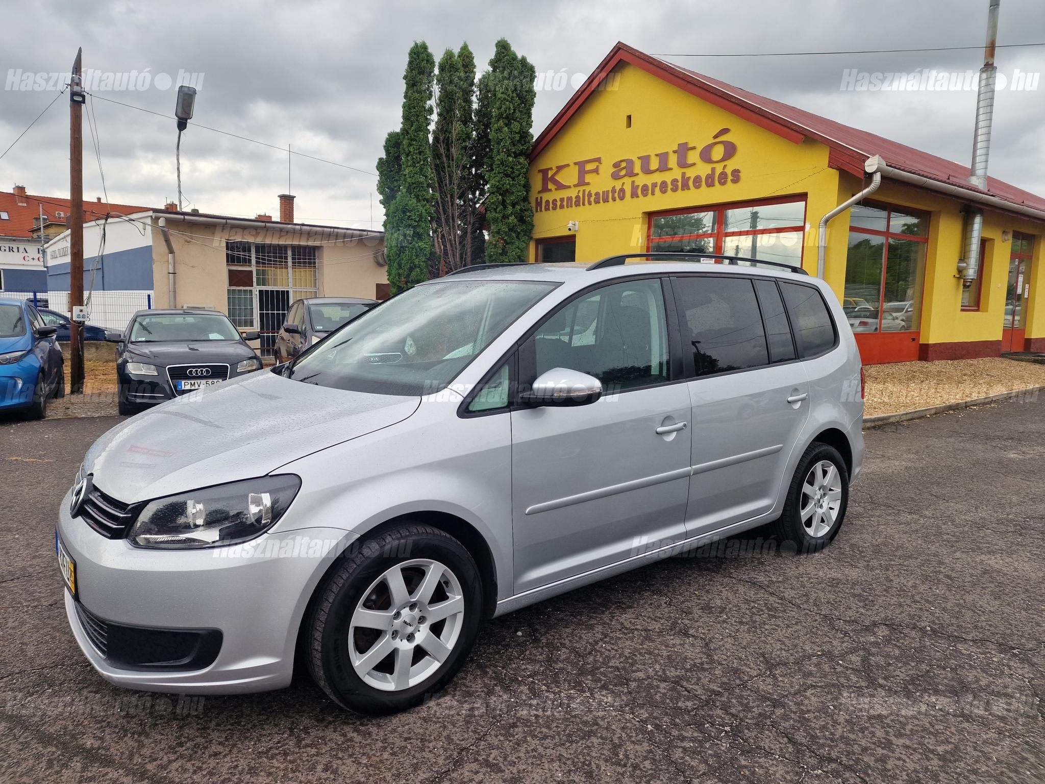 VOLKSWAGEN TOURAN 2014/7 - 1