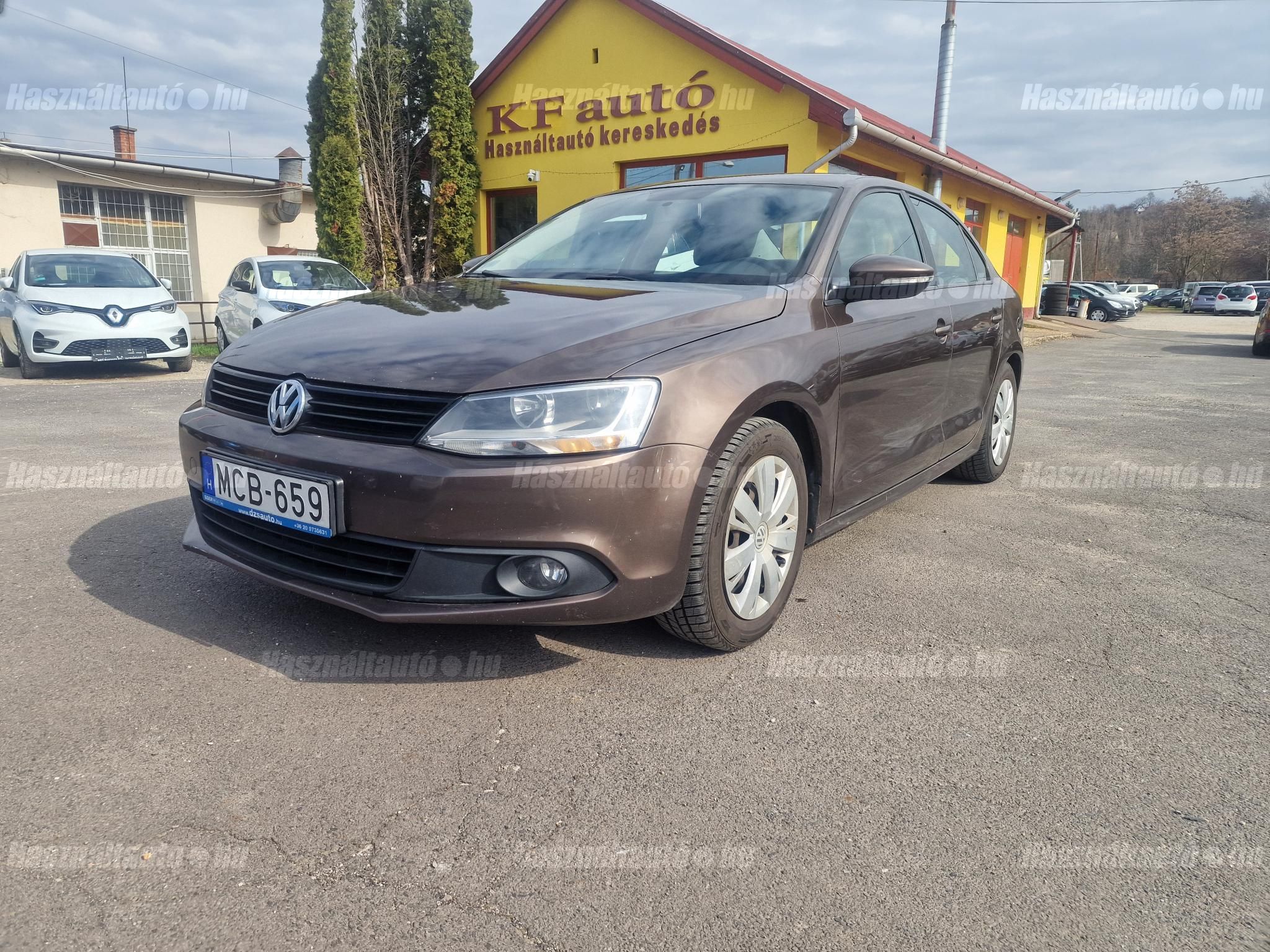 VOLKSWAGEN JETTA 2012/6 - 1