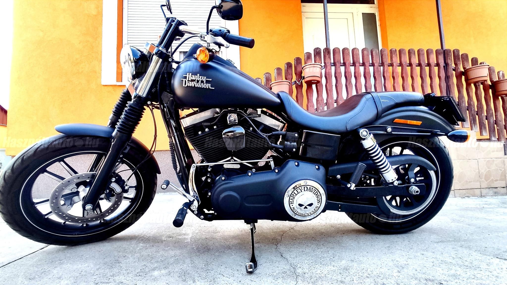 HARLEY-DAVIDSON DYNA STREET BOB 2016/6 - 1