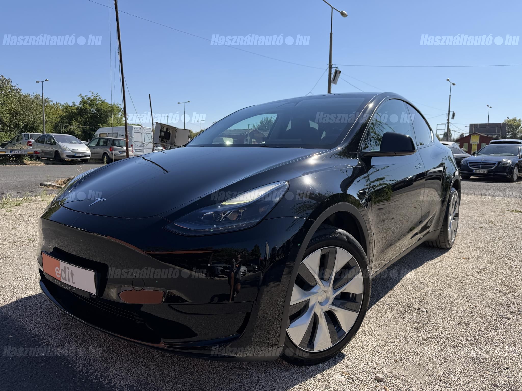 TESLA MODEL Y 2023/6 - 1