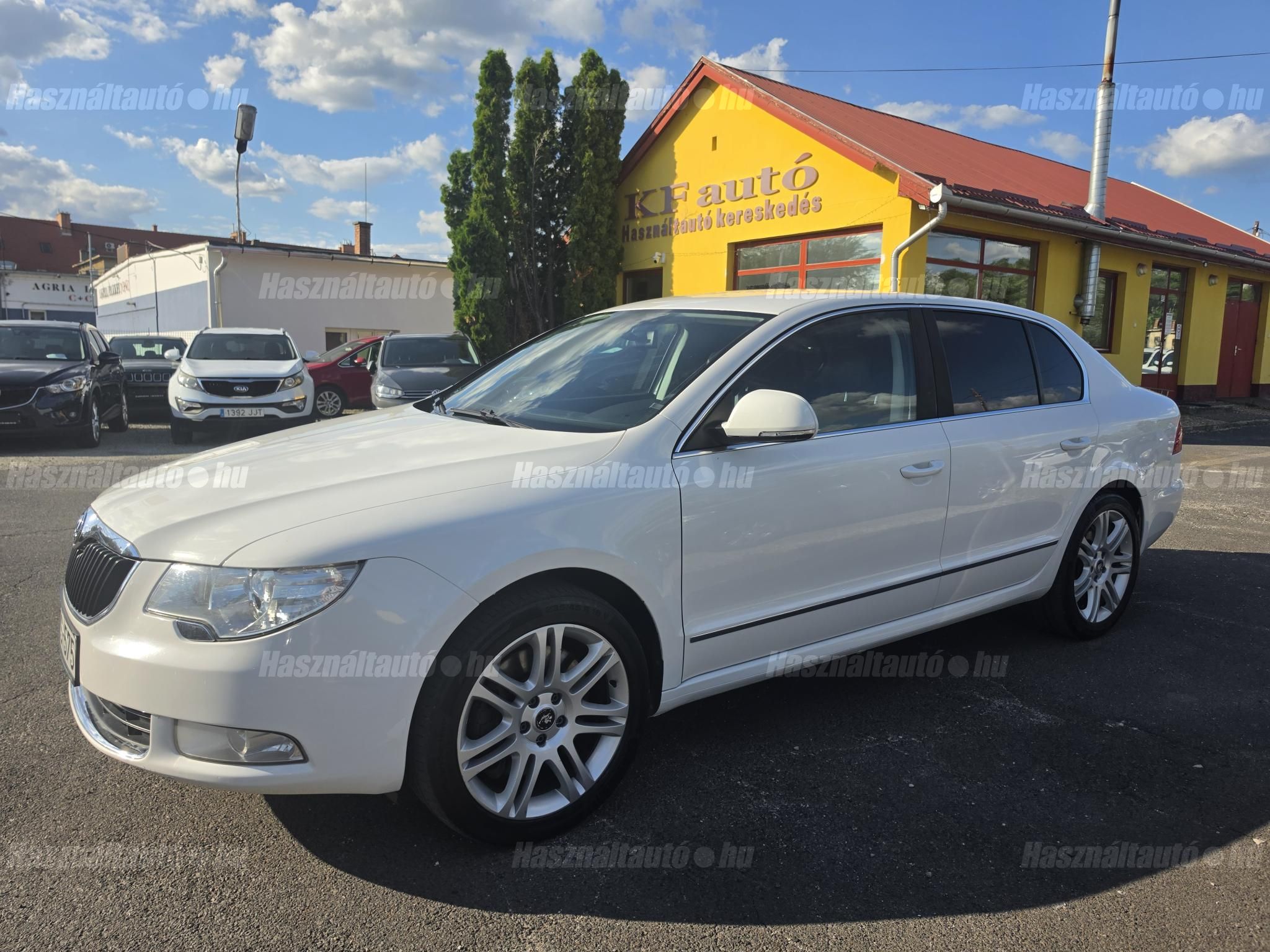 SKODA SUPERB 2013/4 - 1