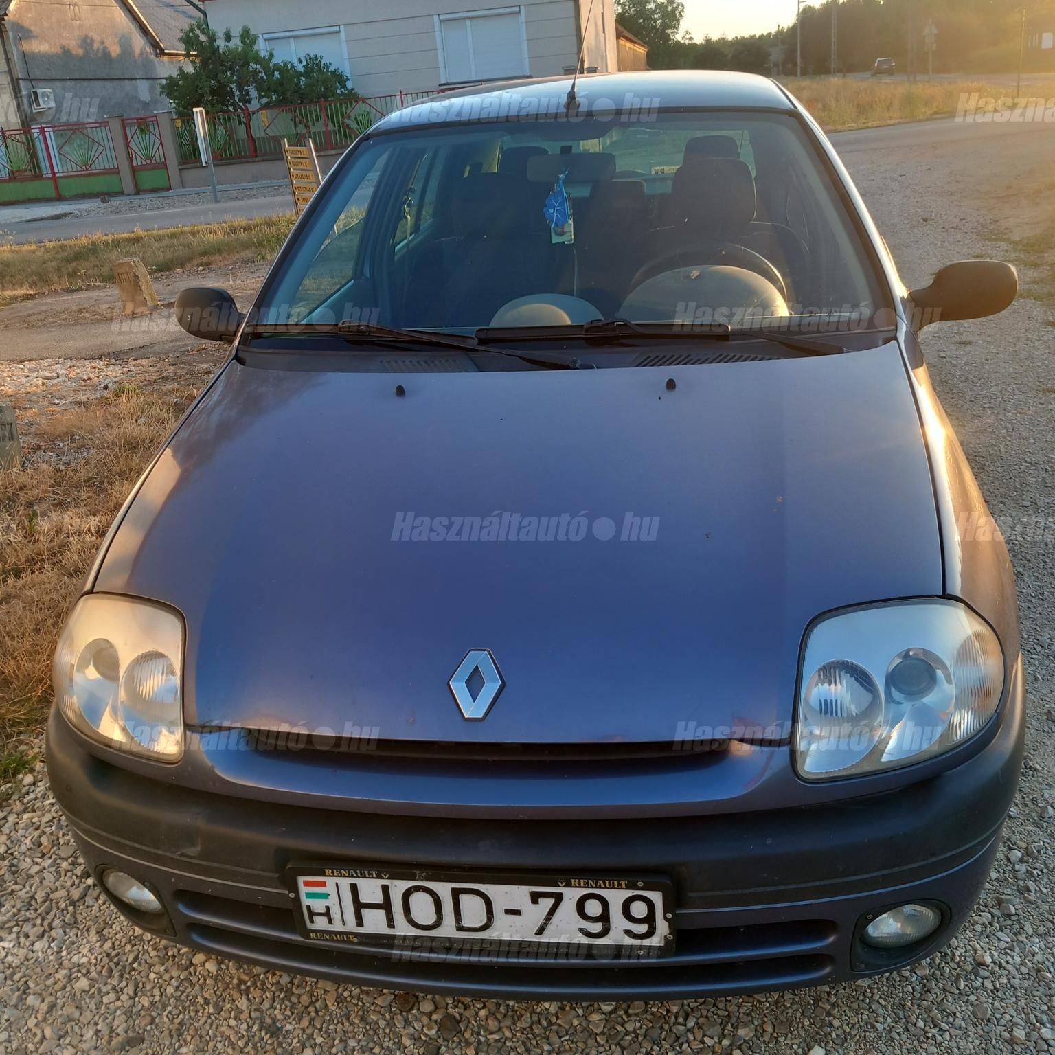 RENAULT CLIO 2001/1 - 1