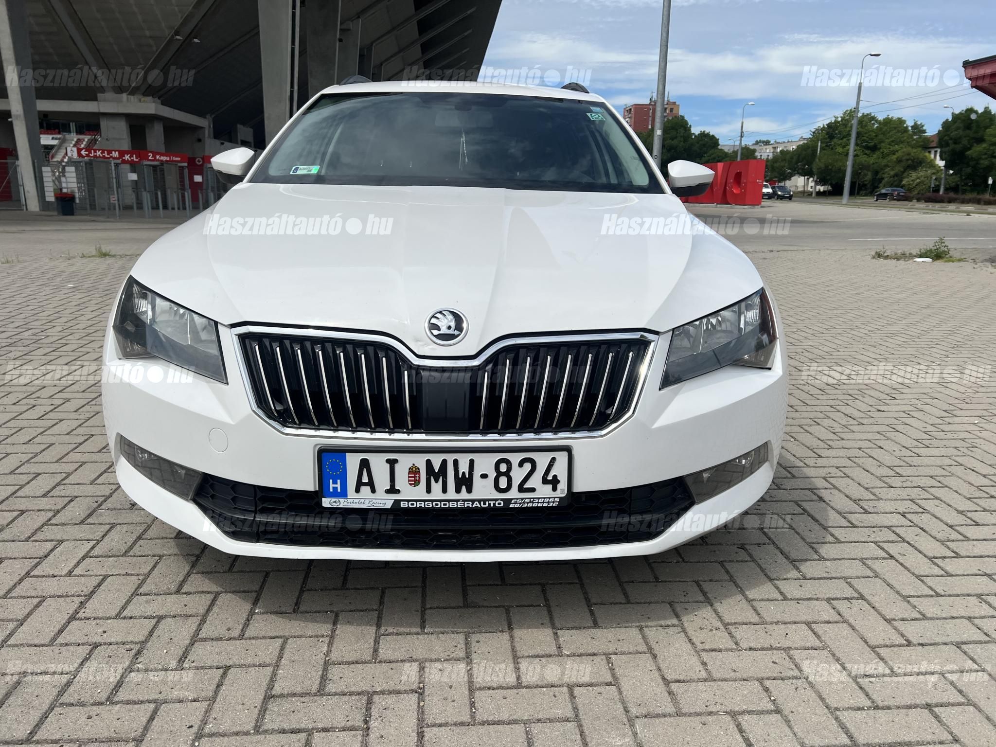 SKODA SUPERB 2017/8 - 1