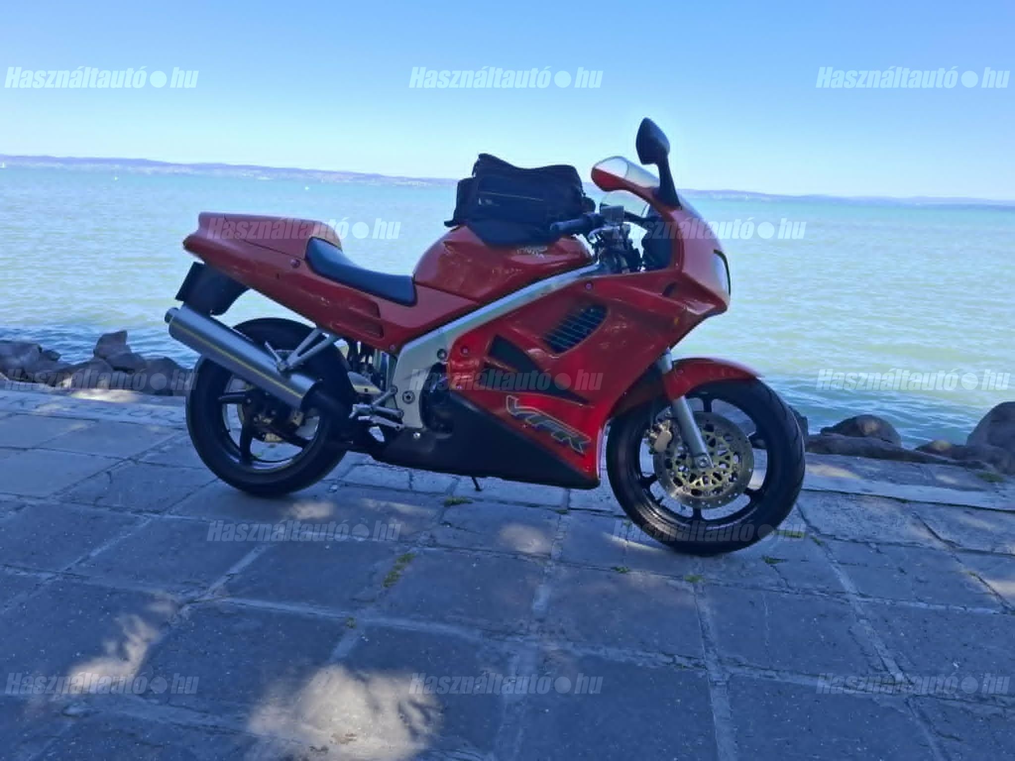 HONDA VFR 750 F 1994/4 - 1