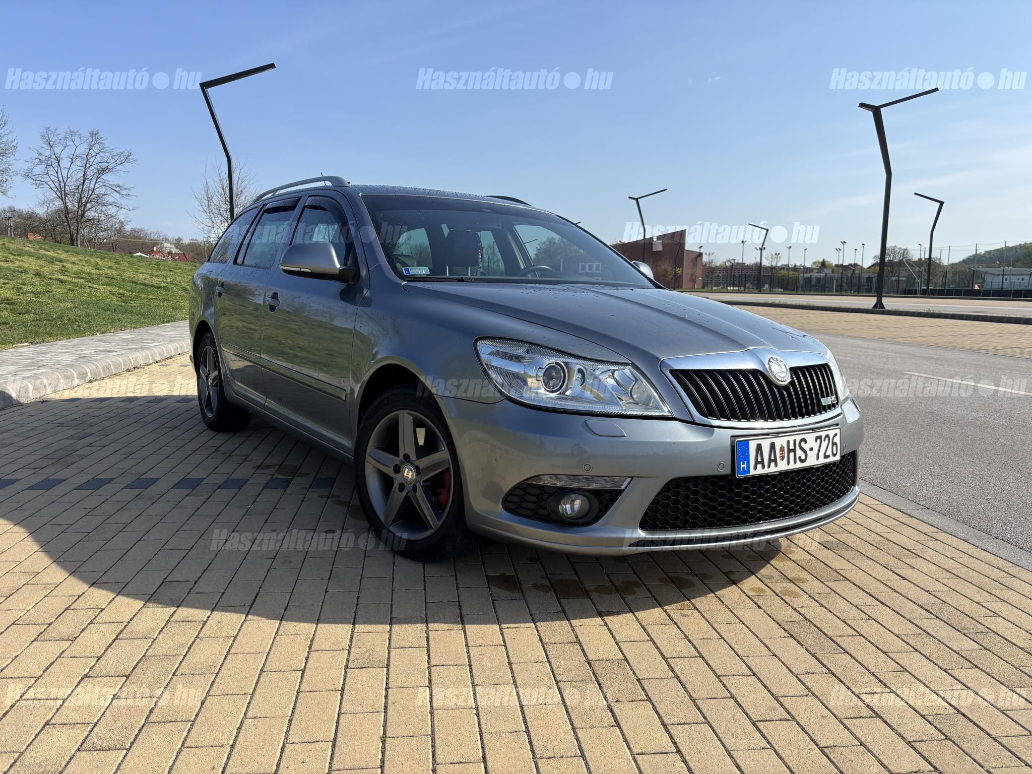 SKODA OCTAVIA 2013/6 - 1
