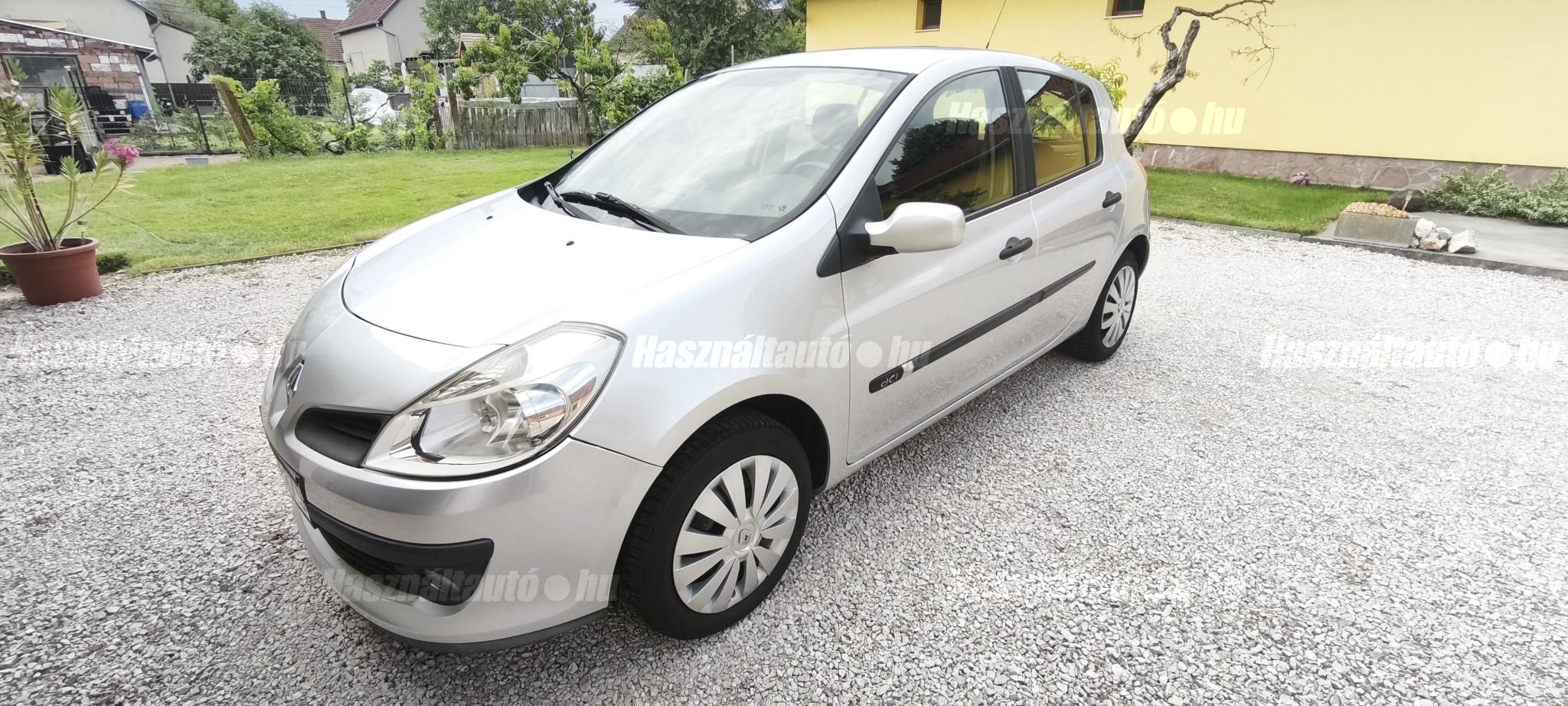 RENAULT CLIO 2006/5 - 1