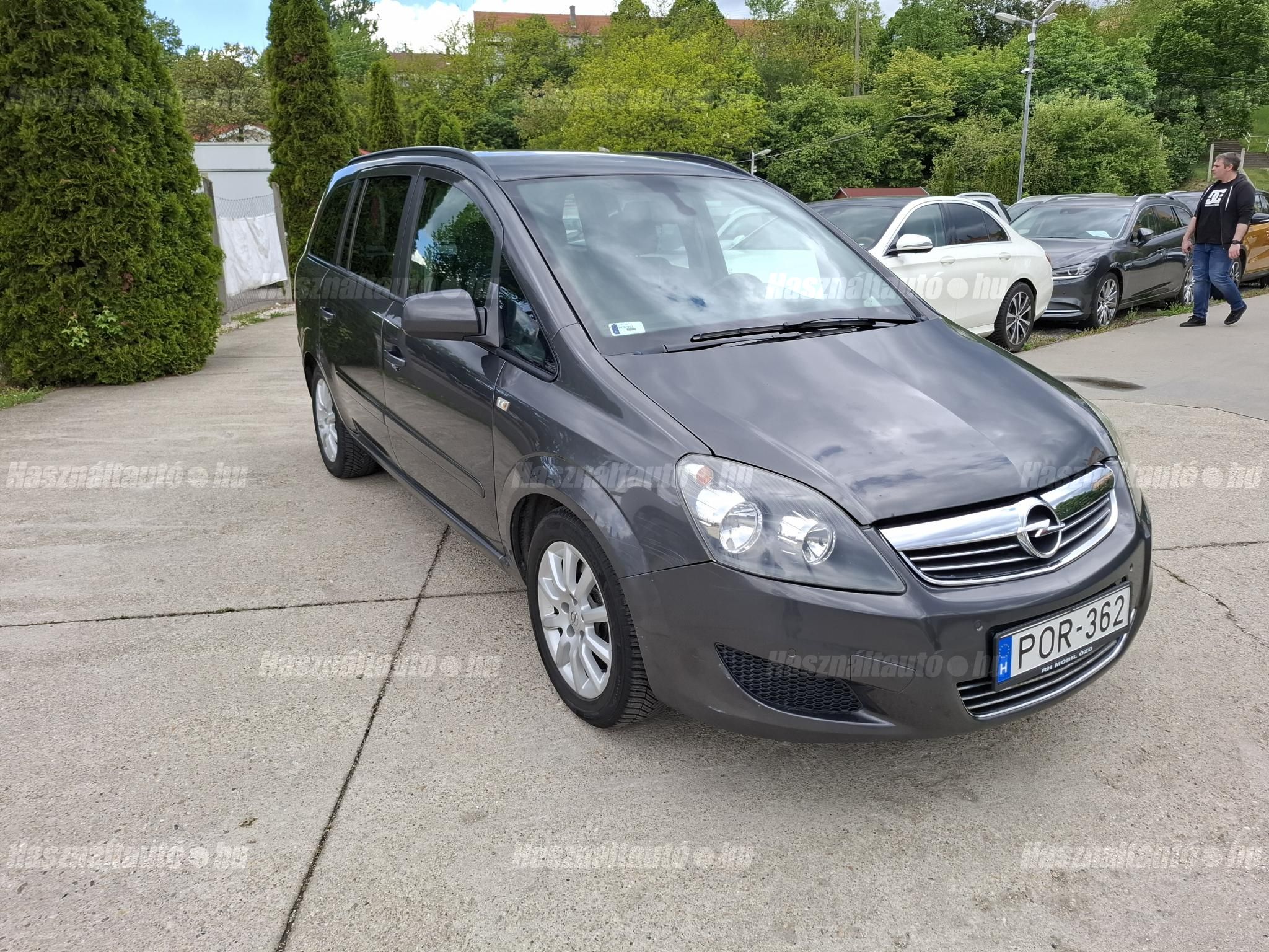 OPEL ZAFIRA B 2012/8 - 1