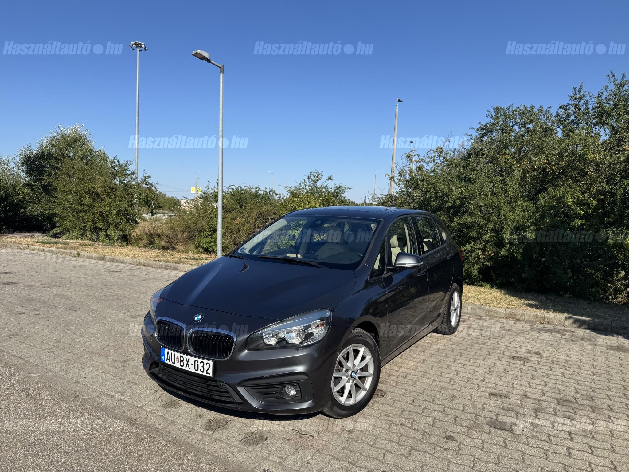 BMW 218 2016/10 - 1