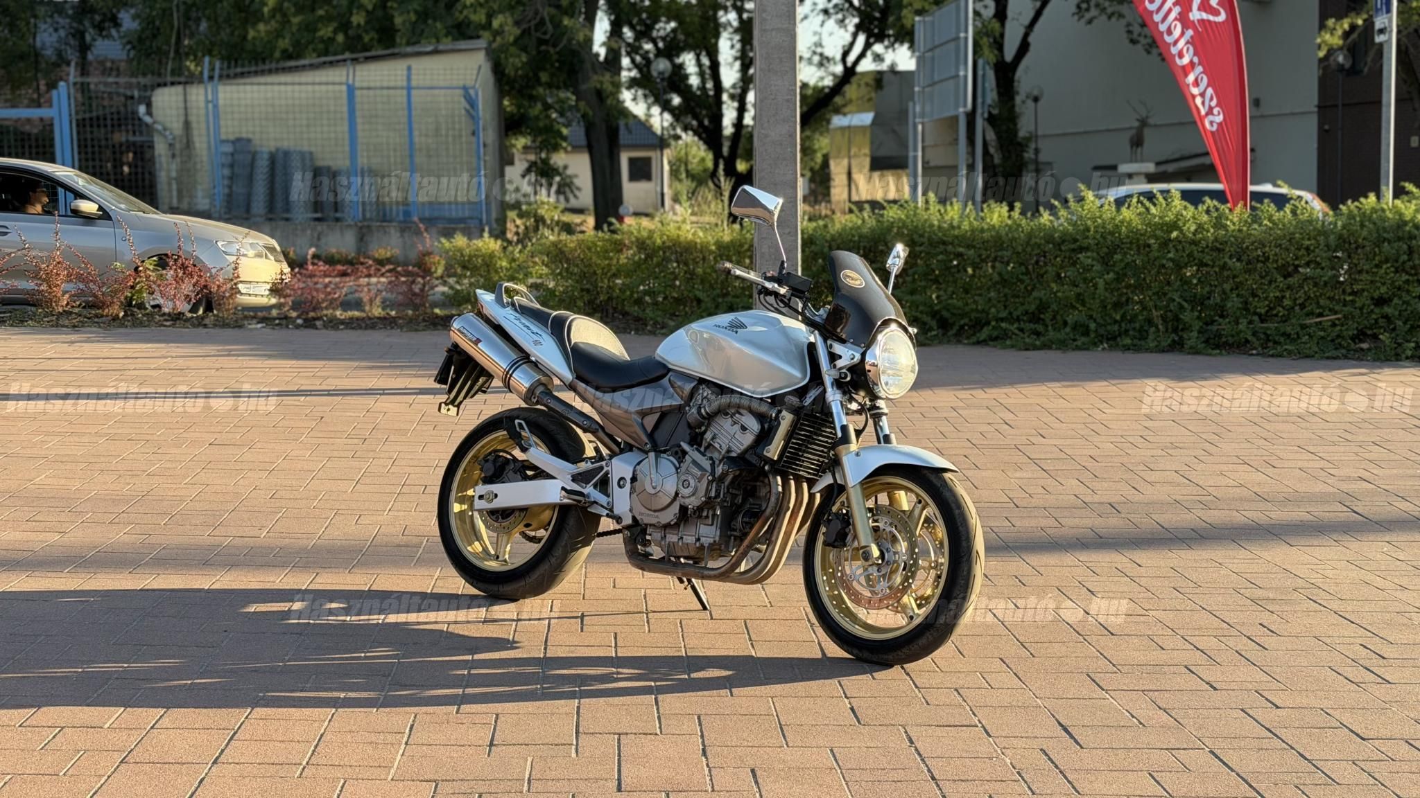 HONDA CB 600 F (HORNET) 2004 - 1