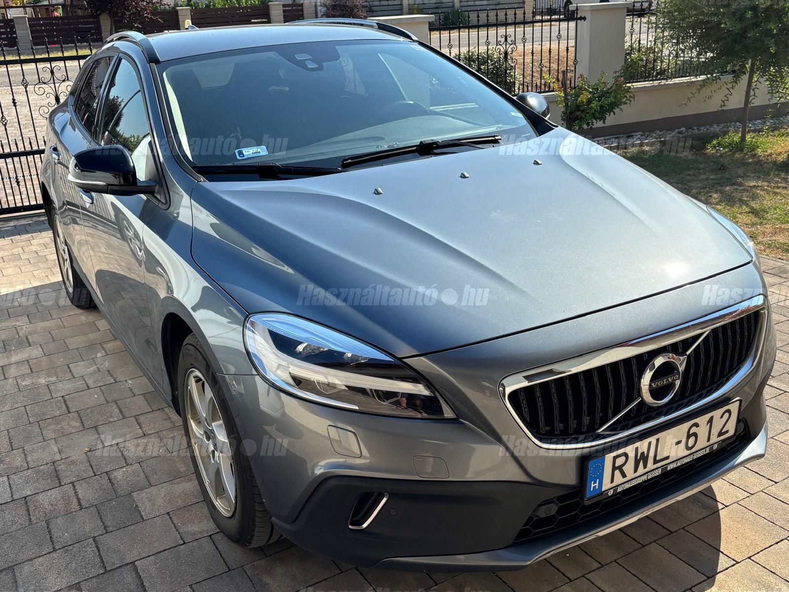 VOLVO V40 2017/7 - 1