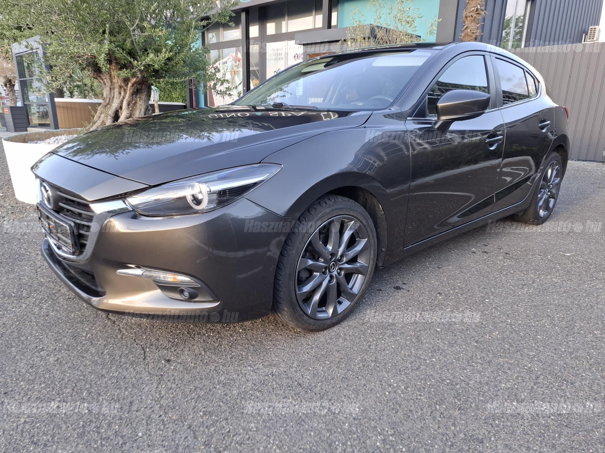 MAZDA 3 2017/8 - 1
