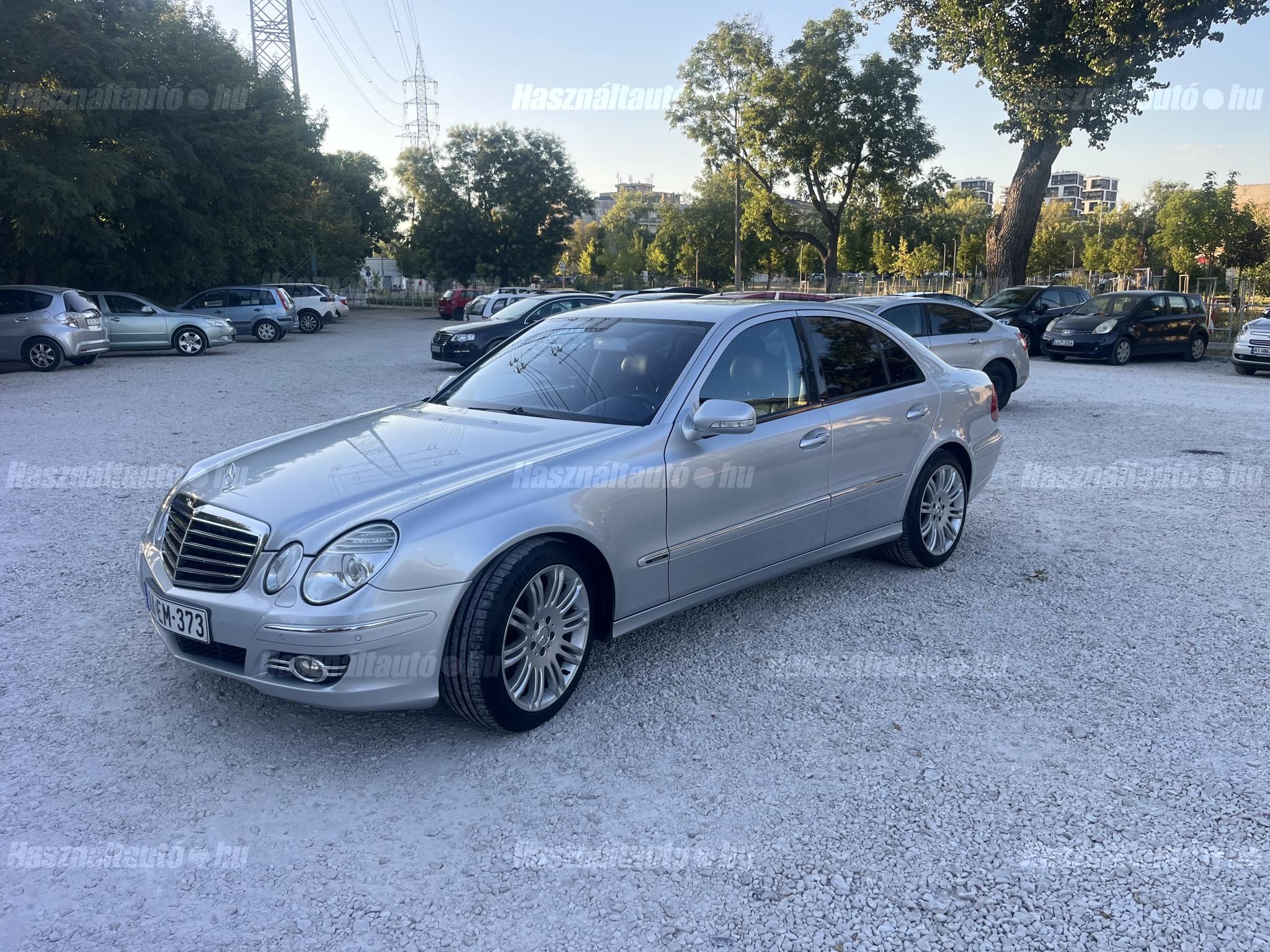 MERCEDES-BENZ E 280 2008/6 - 1