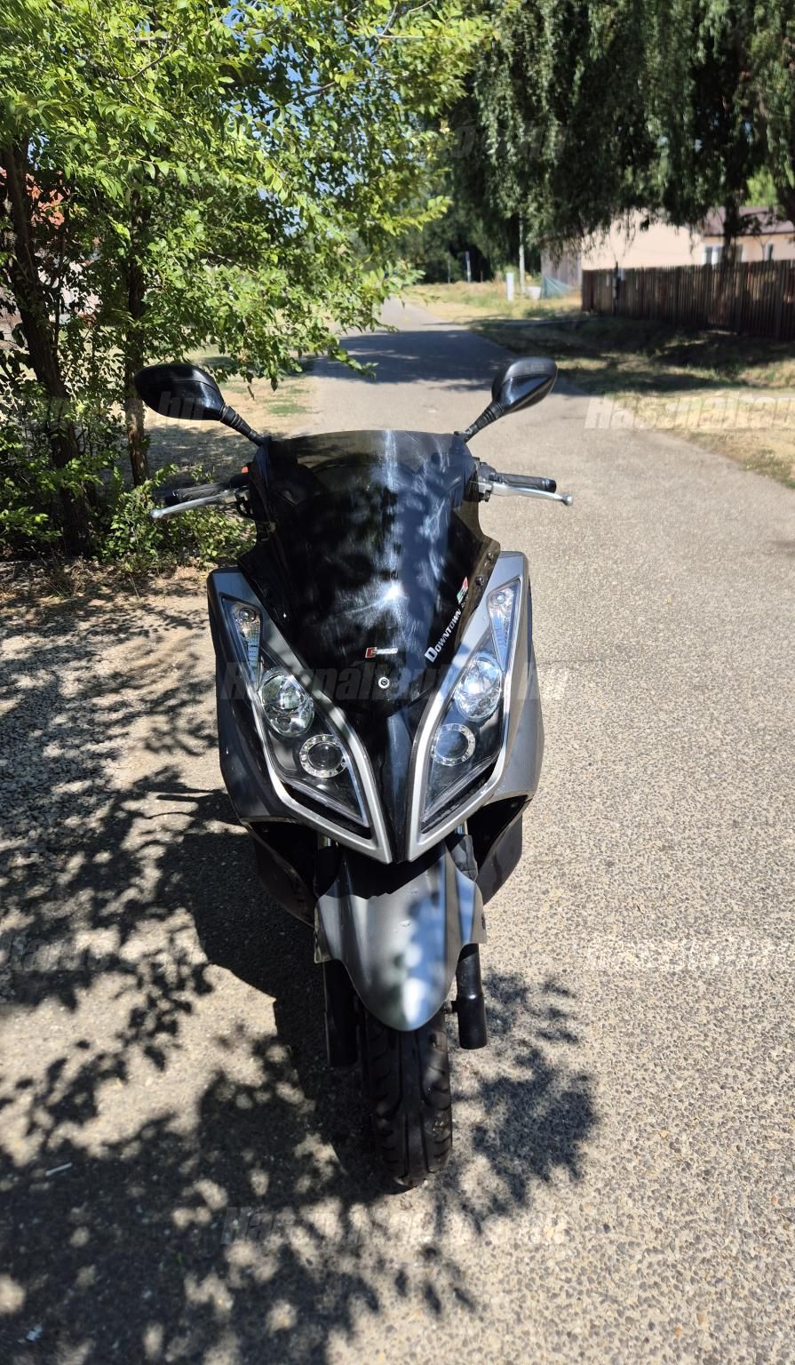 KYMCO DOWNTOWN 125 2011/8 - 1