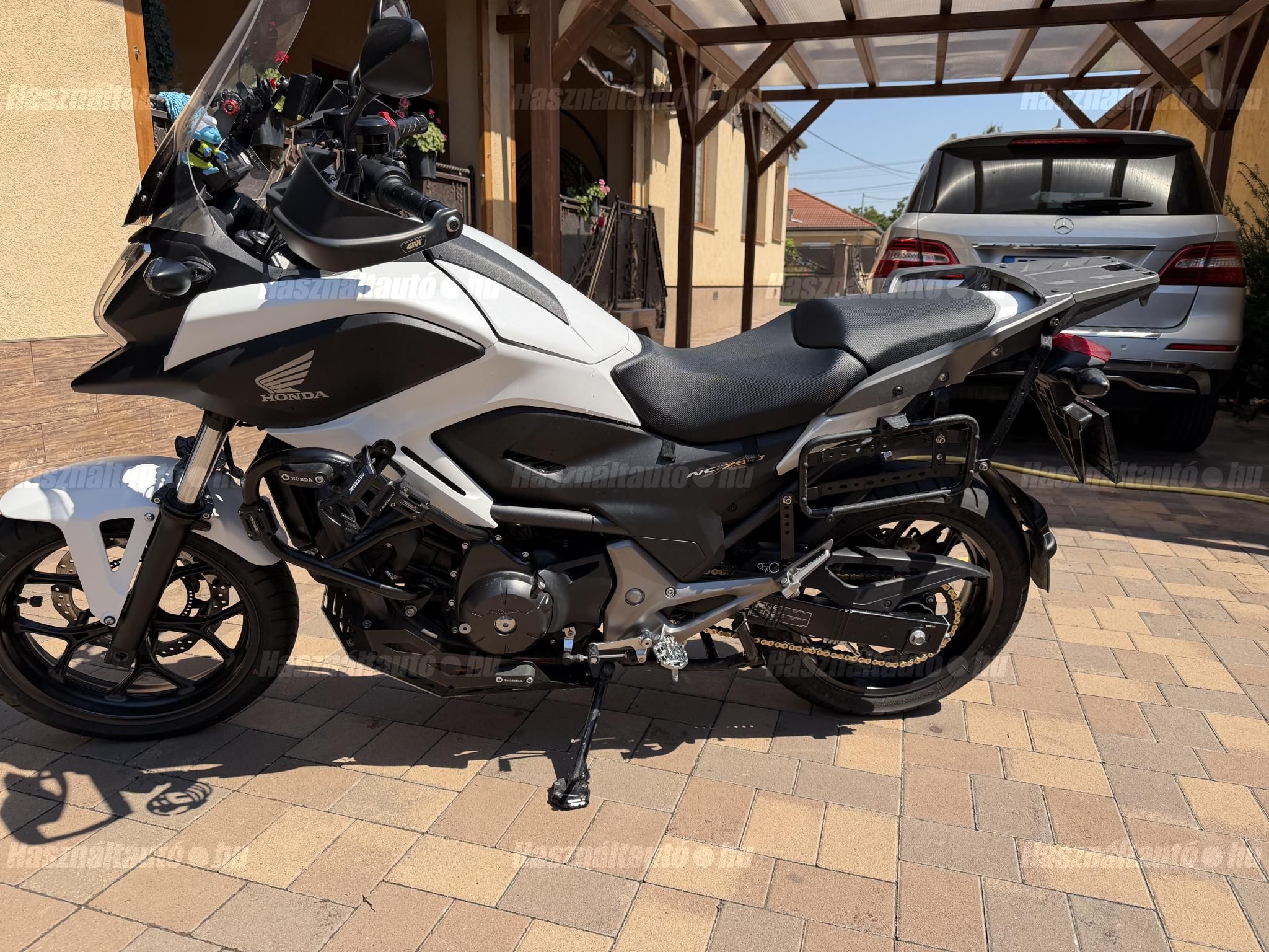 HONDA NC 750 X 2015/5 - 1