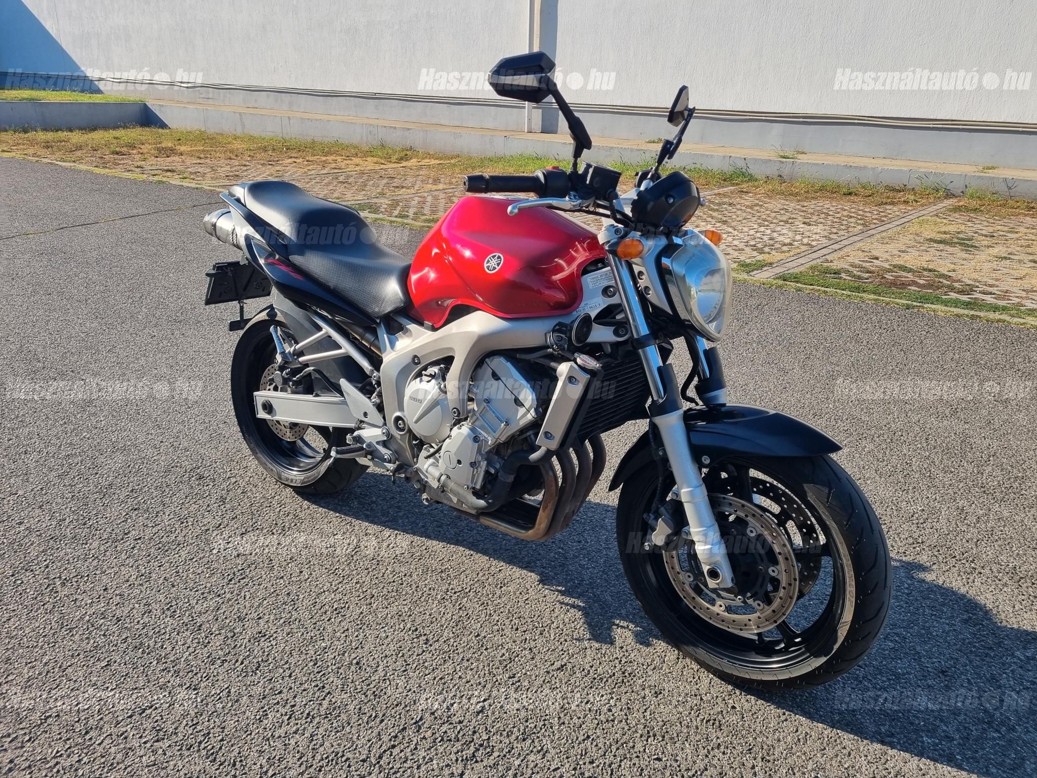 YAMAHA FZ6-N 2006/4 - 1