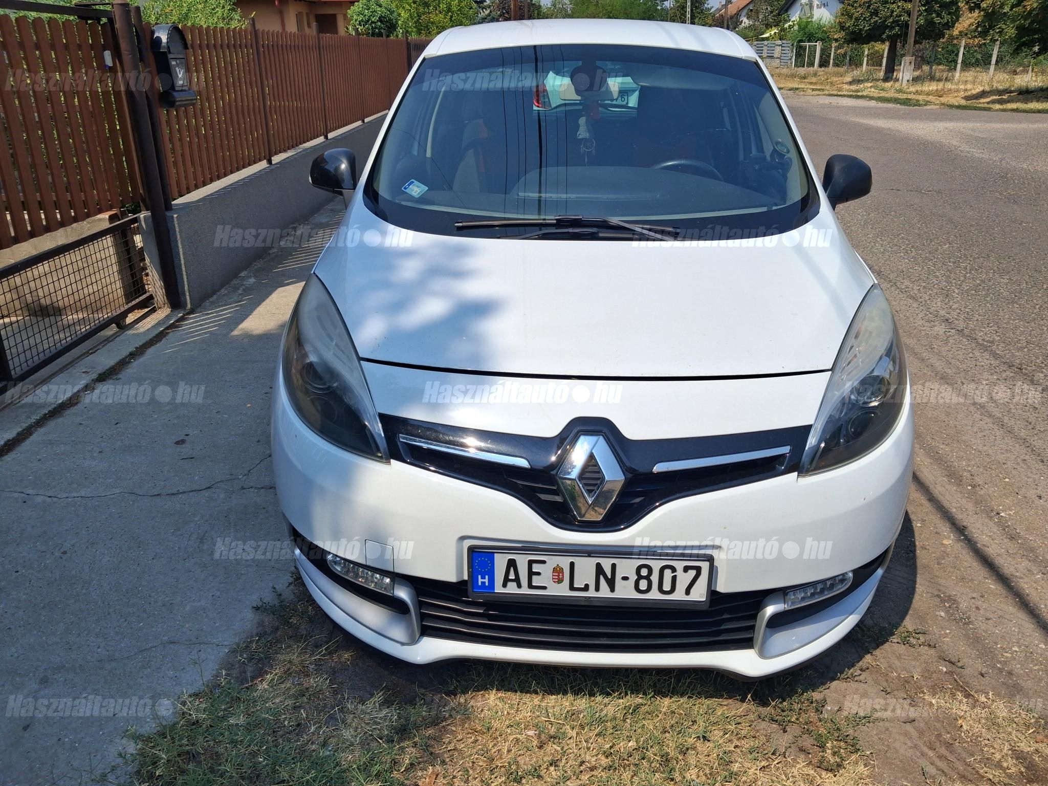 RENAULT SCENIC 2015/12 - 1