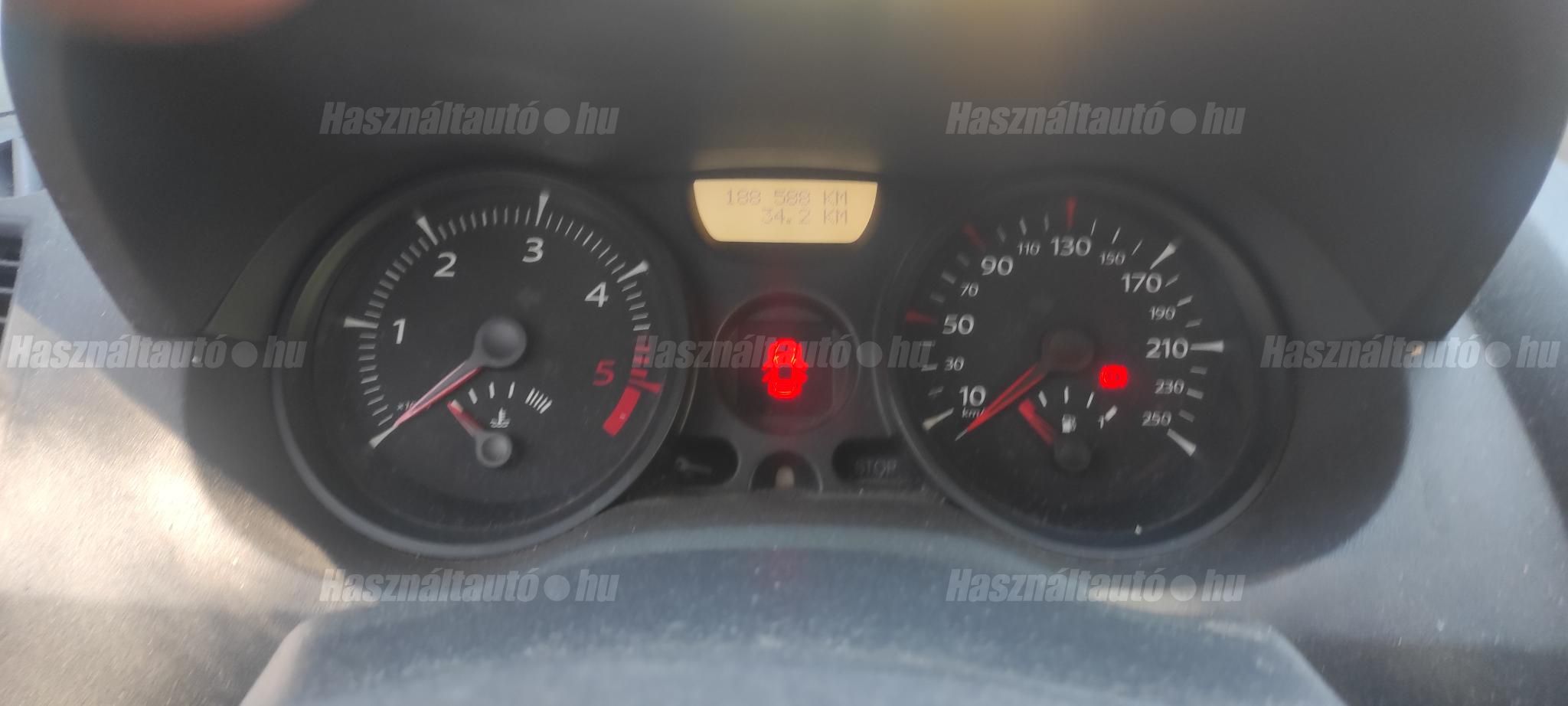 RENAULT MEGANE 2006/4 - 1