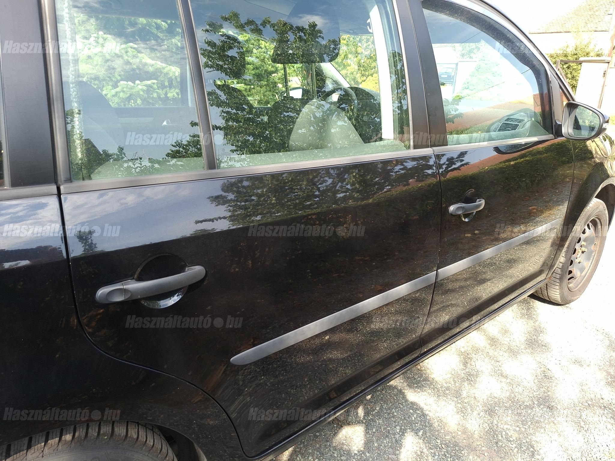 VOLKSWAGEN TOURAN 2012/7 - 1