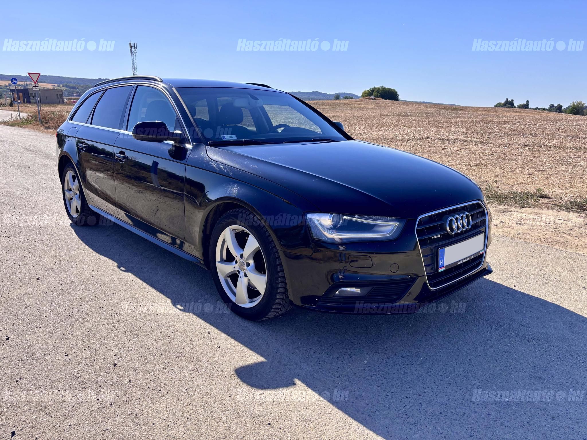 AUDI A4 2014/8 - 1