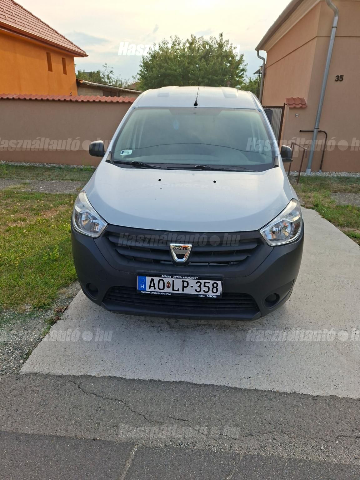 DACIA DOKKER 2015/6 - 1