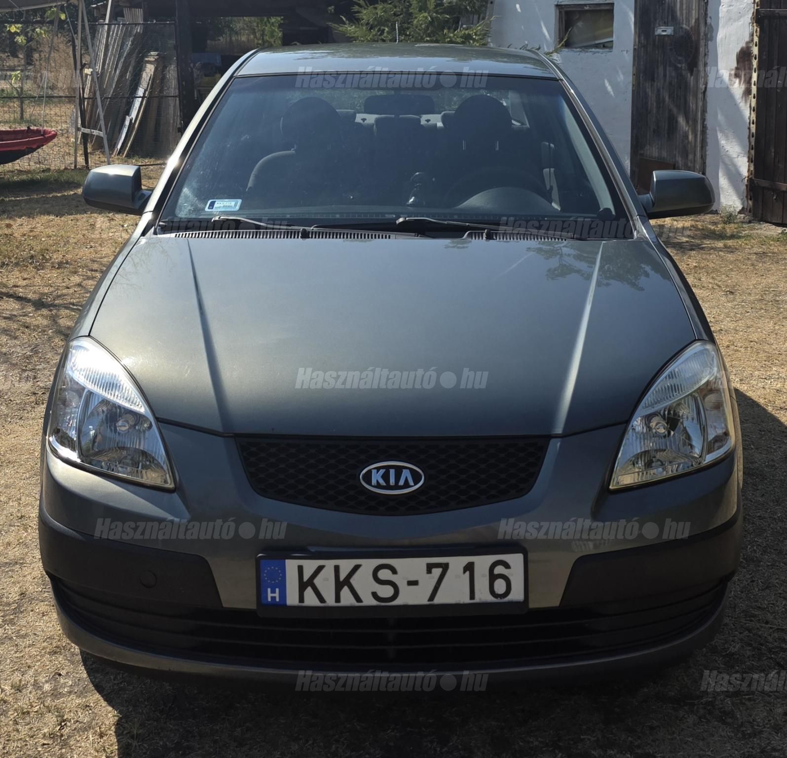 KIA RIO 2006/9 - 1