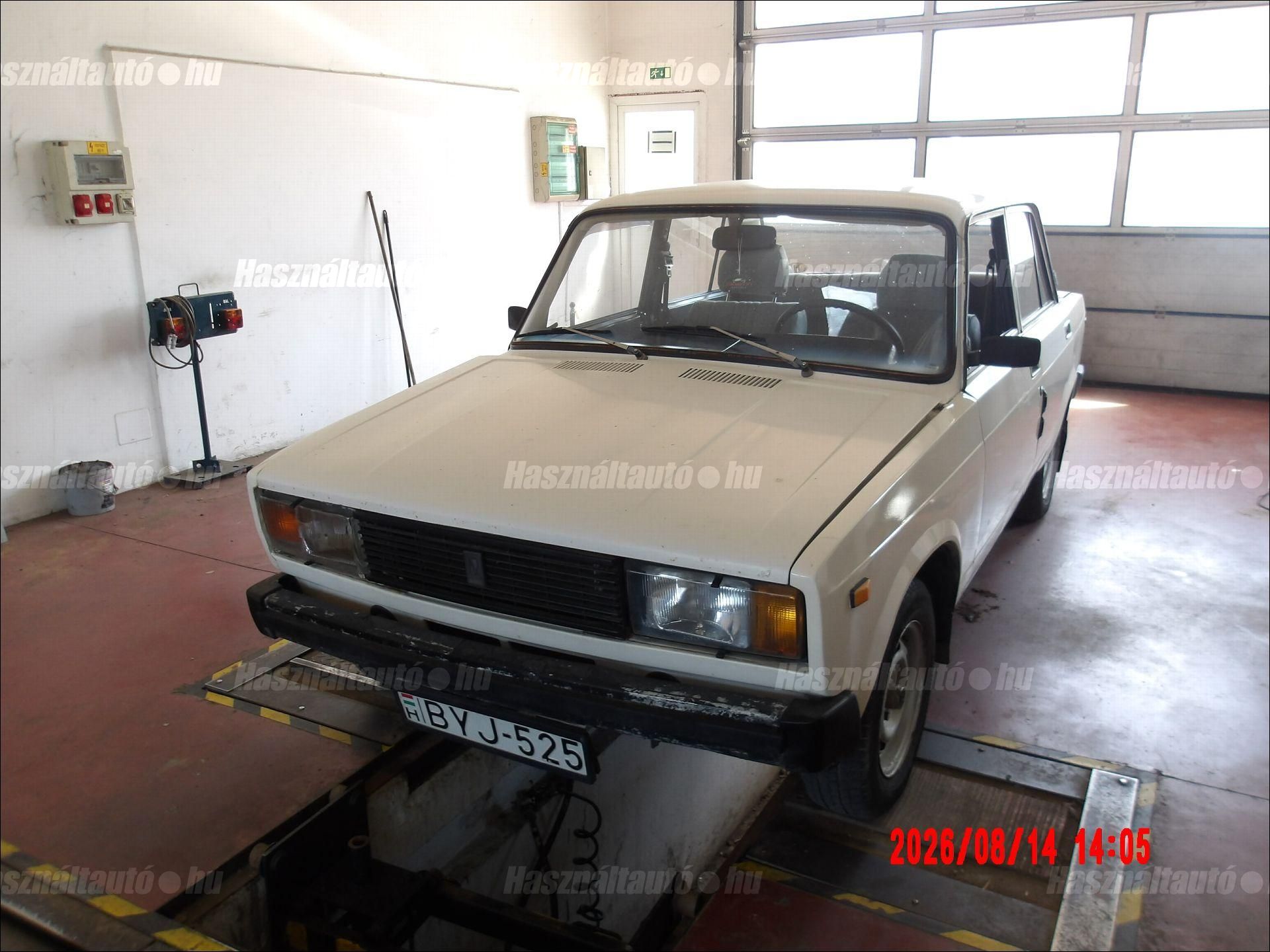 LADA 2105 1990/2 - 1