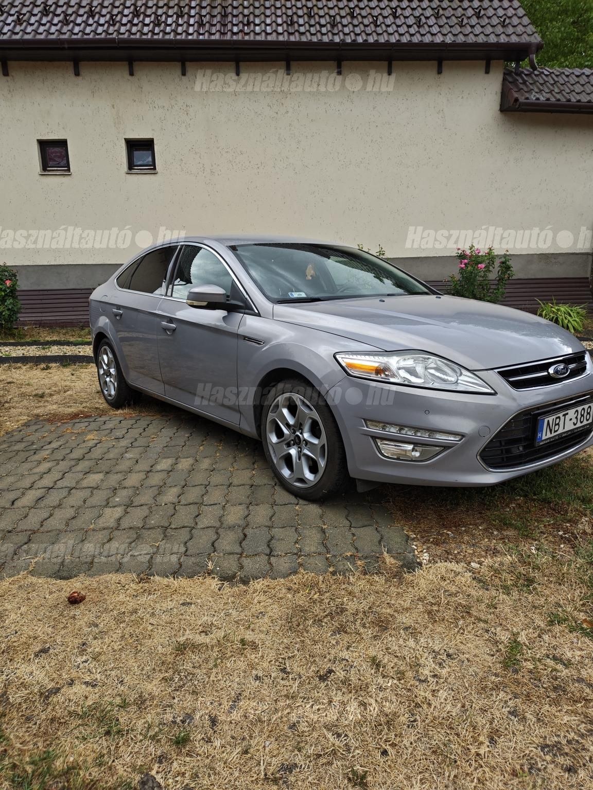 FORD MONDEO 2014/10 - 1