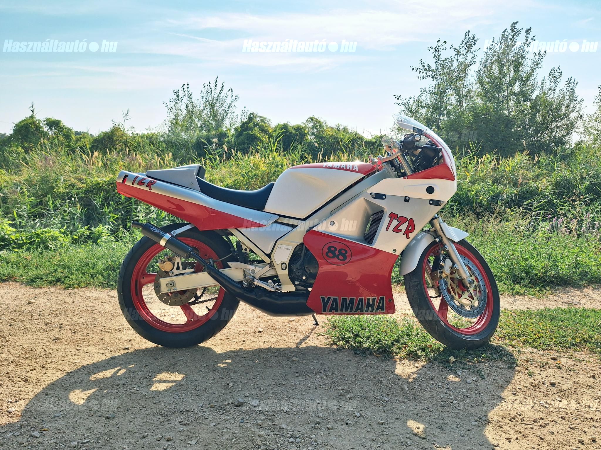 YAMAHA TZR 250 1988/5 - 1