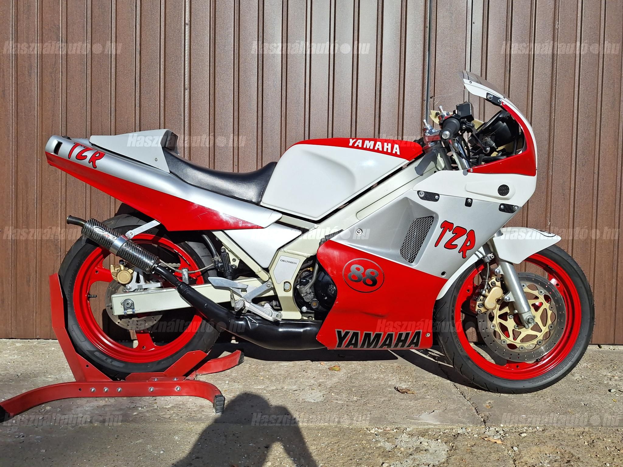 YAMAHA TZR 250 1988/5 - 1