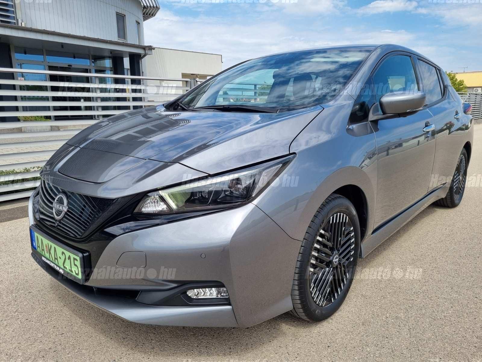 NISSAN LEAF 2023/2 - 1