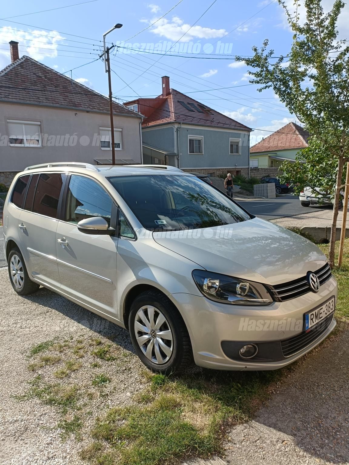 VOLKSWAGEN TOURAN 2014/8 - 1