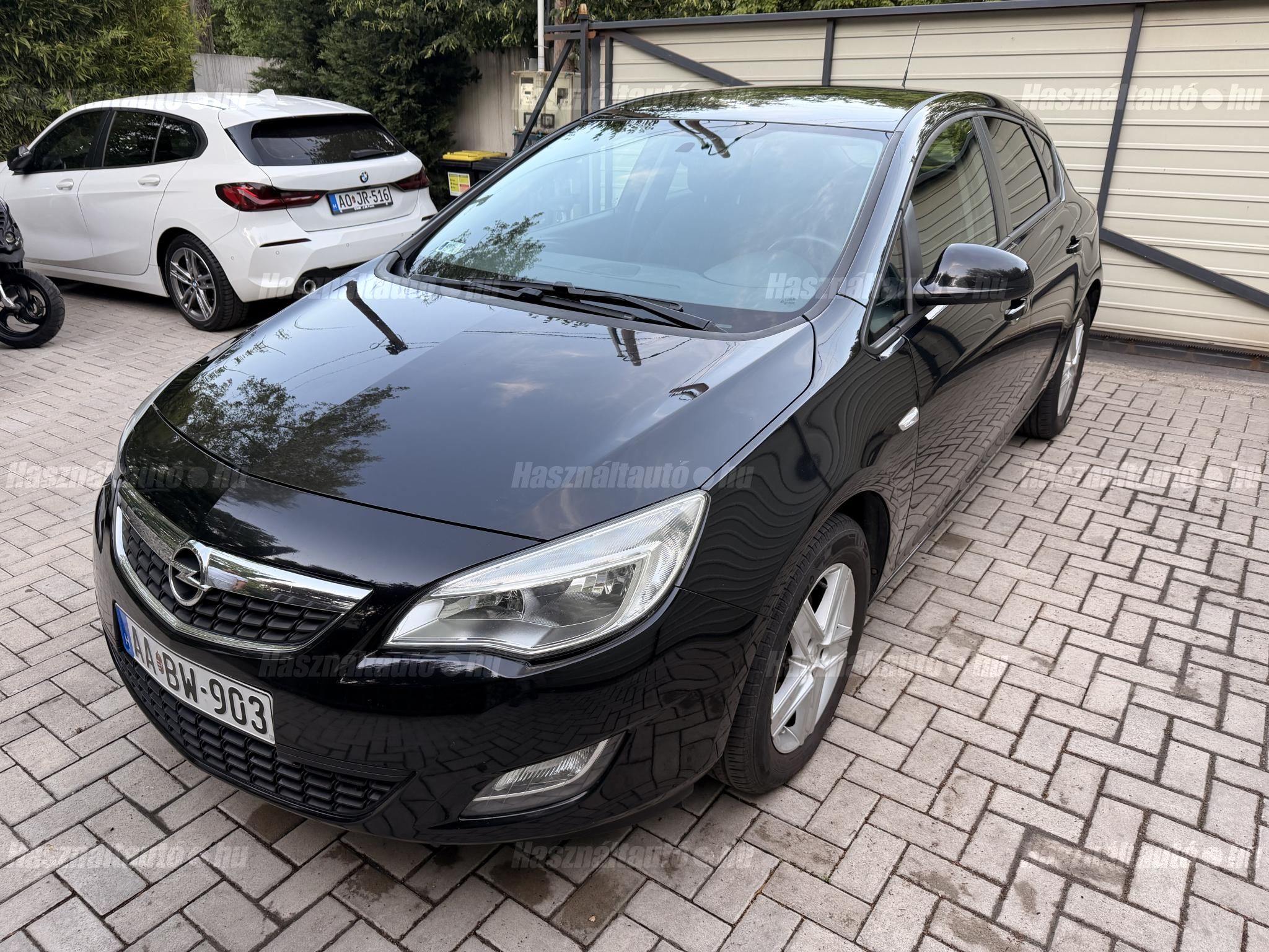 OPEL ASTRA J 2010/10 - 1