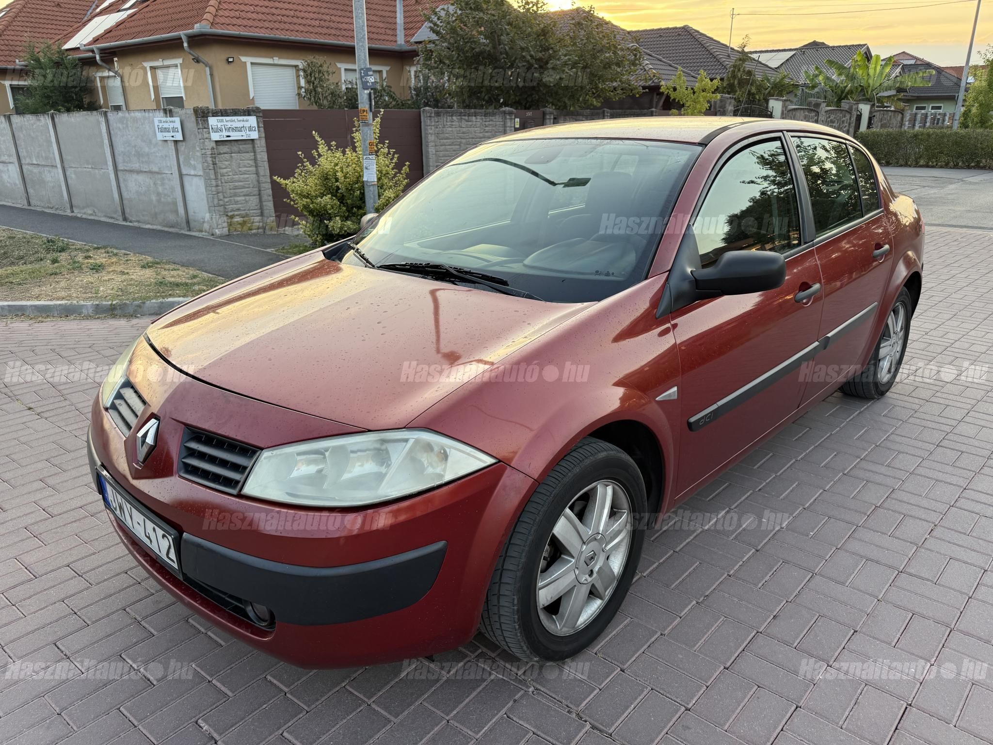 RENAULT MEGANE 2004/10 - 1