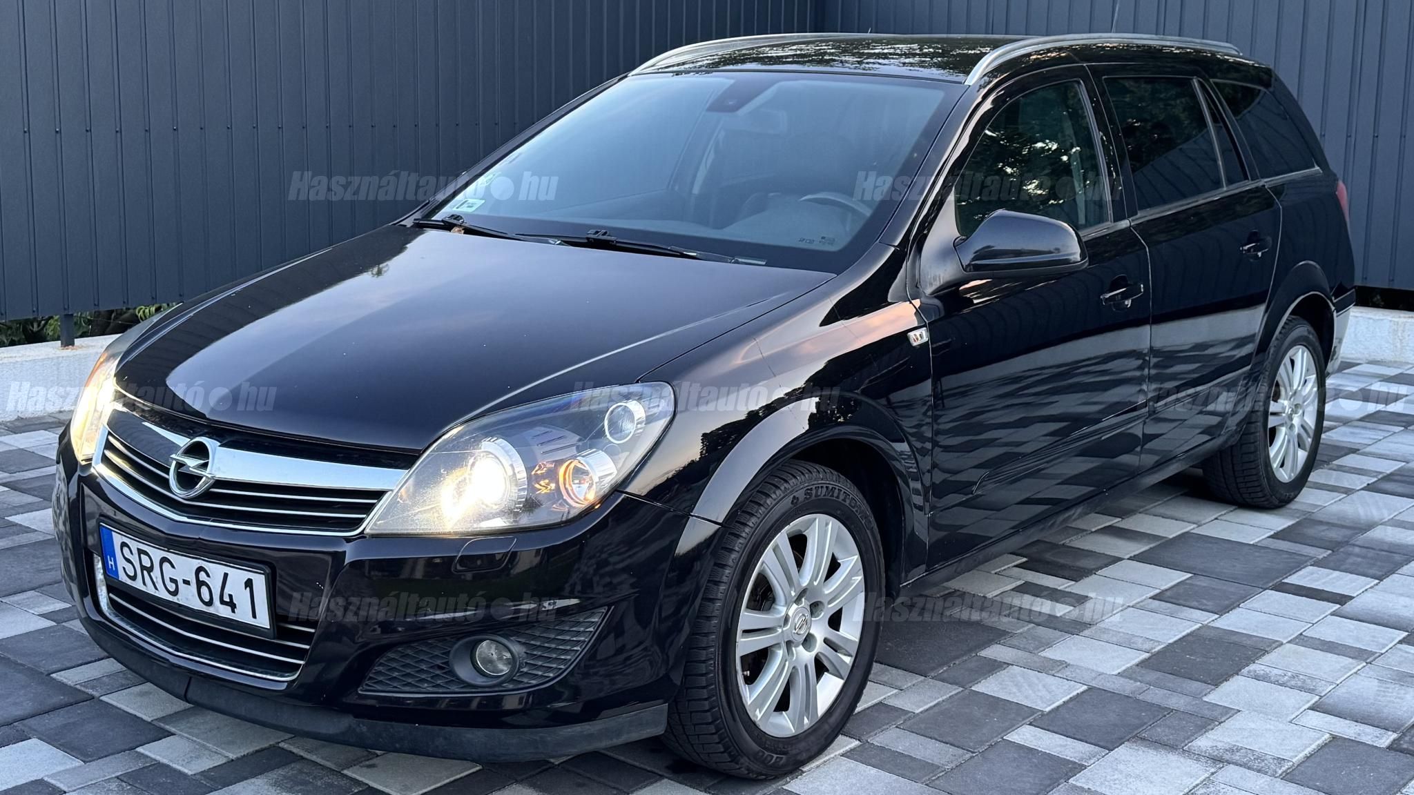 OPEL ASTRA H 2010/7 - 1