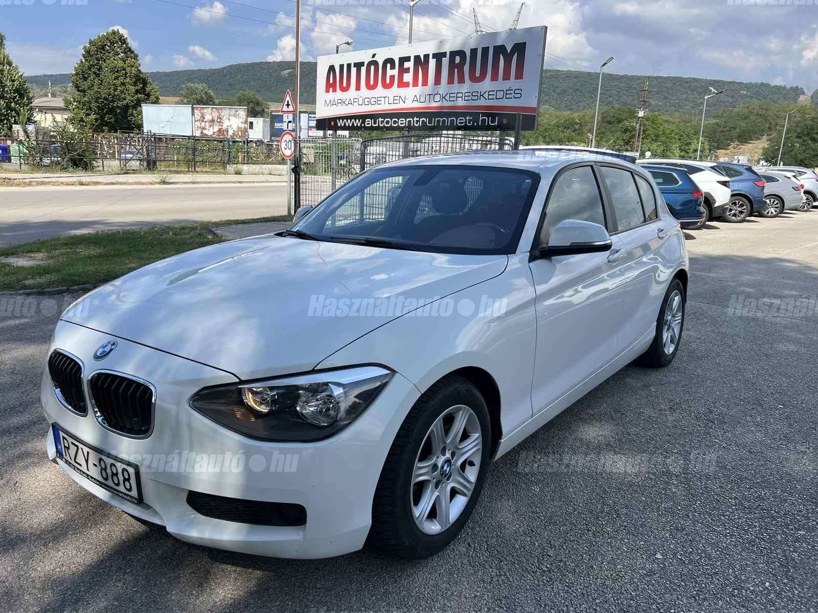 BMW 116 2011/10 - 1