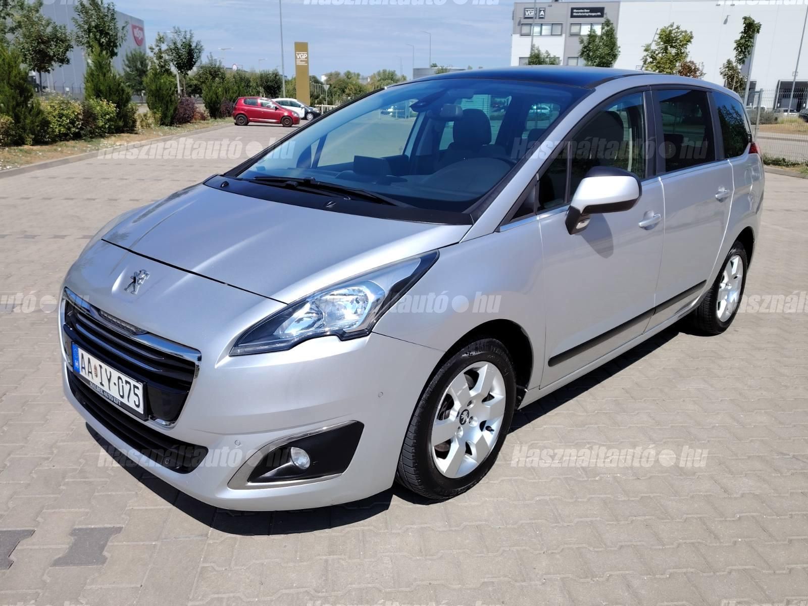 PEUGEOT 5008 2015/12 - 1