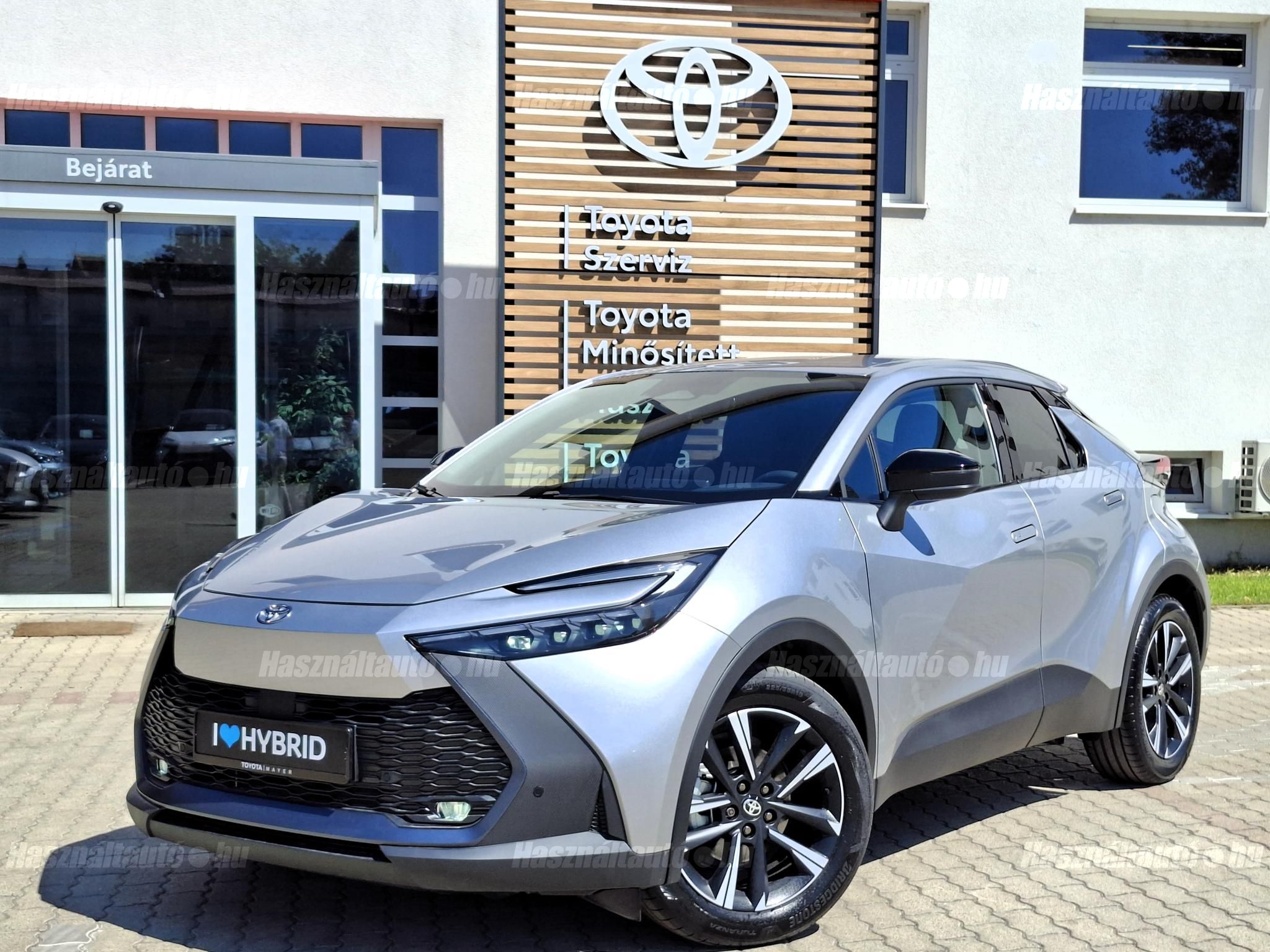TOYOTA C-HR 2026 - 1