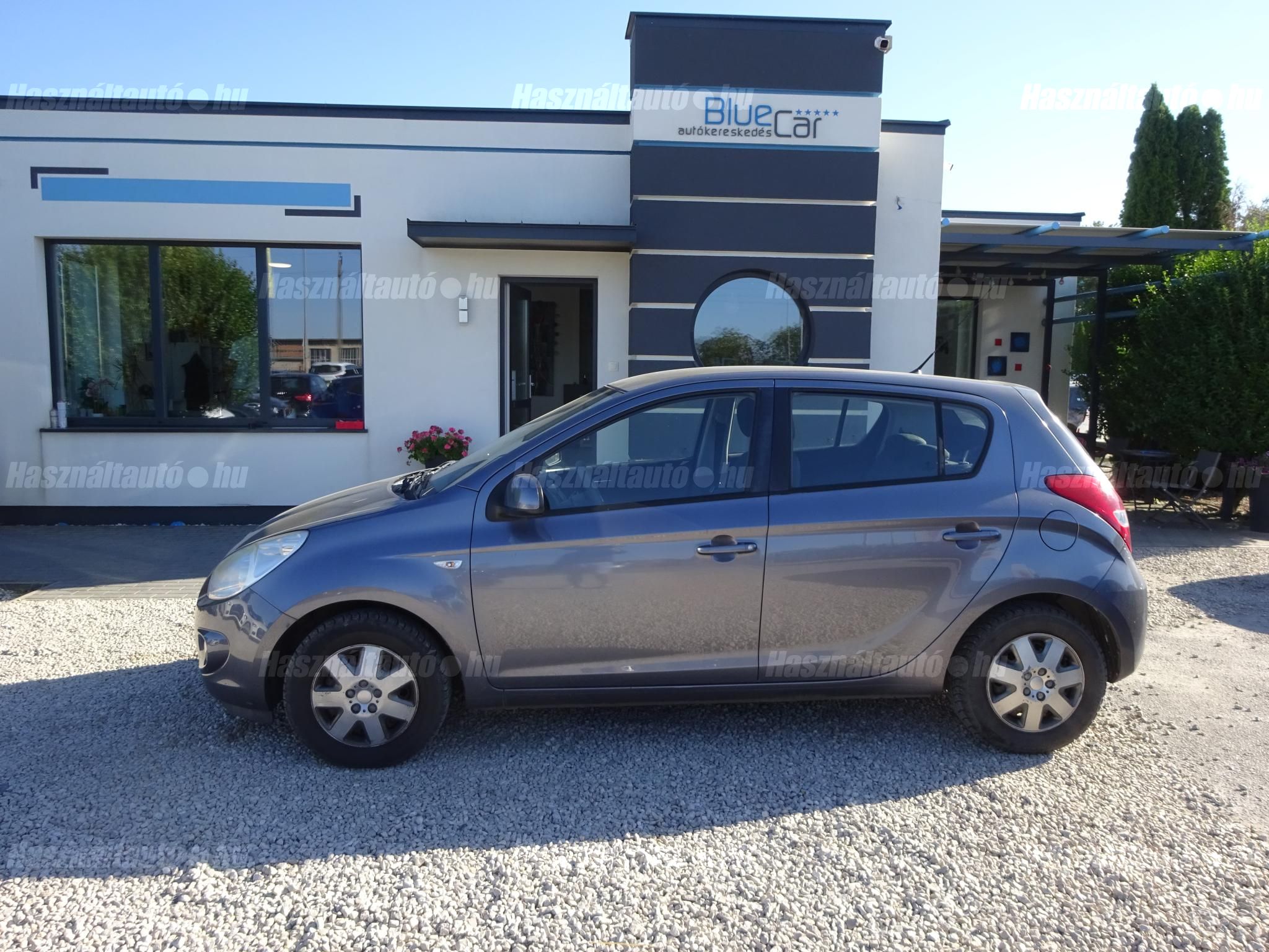 HYUNDAI I20 2009/8 - 1