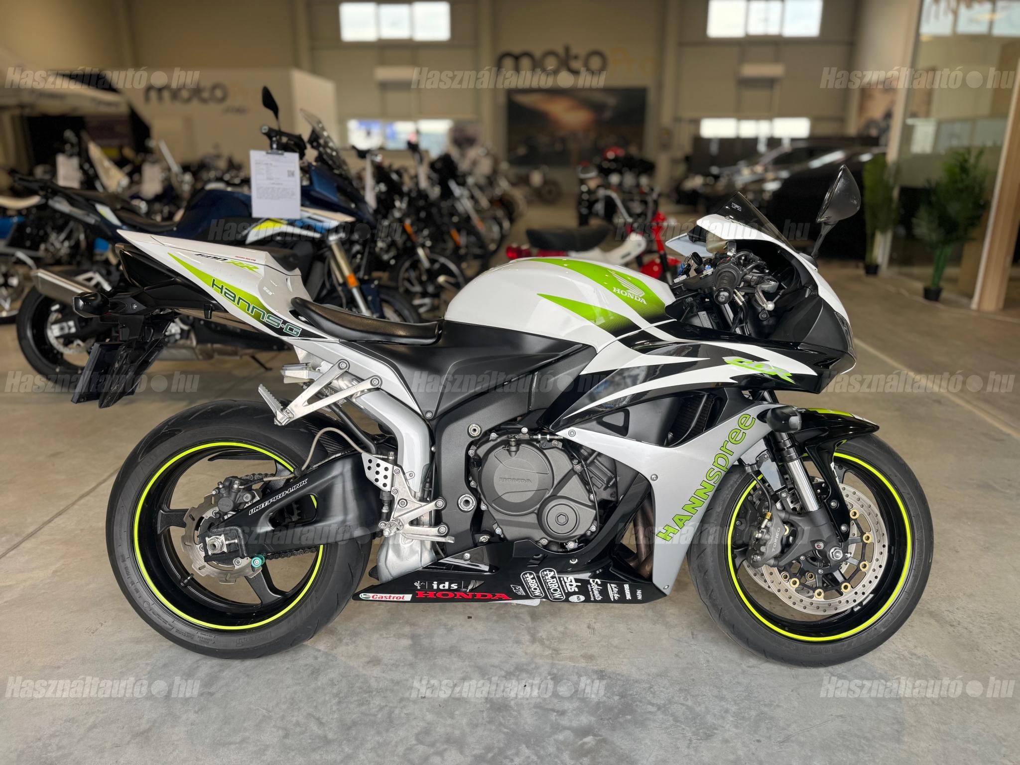 HONDA CBR 600 RR 2008/7 - 1