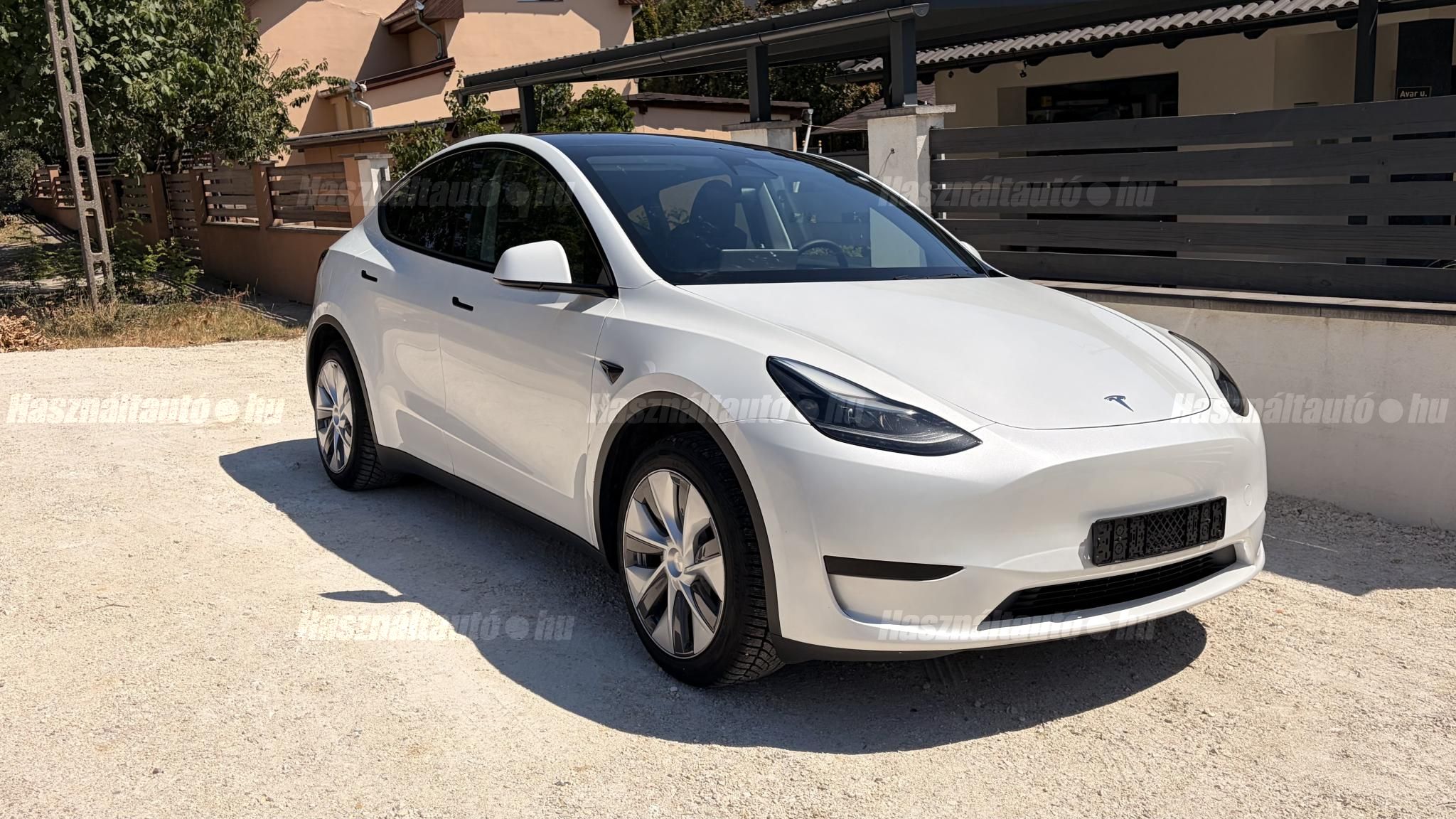 TESLA MODEL Y 2023/9 - 1